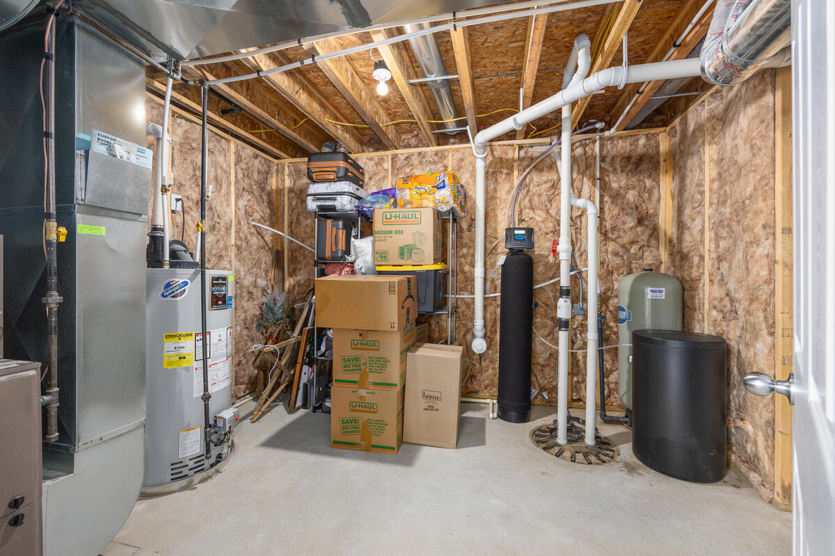 5242 N Point Drive Property Photo 23