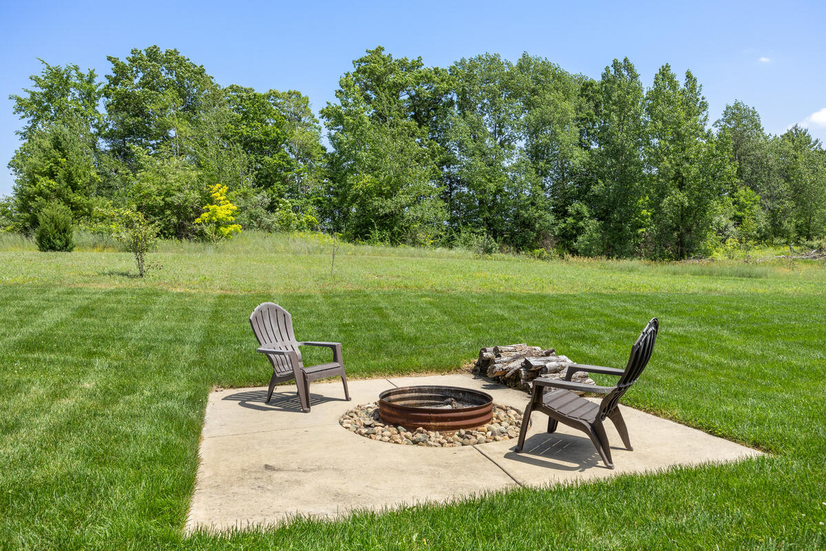 5242 N Point Drive Property Photo 30