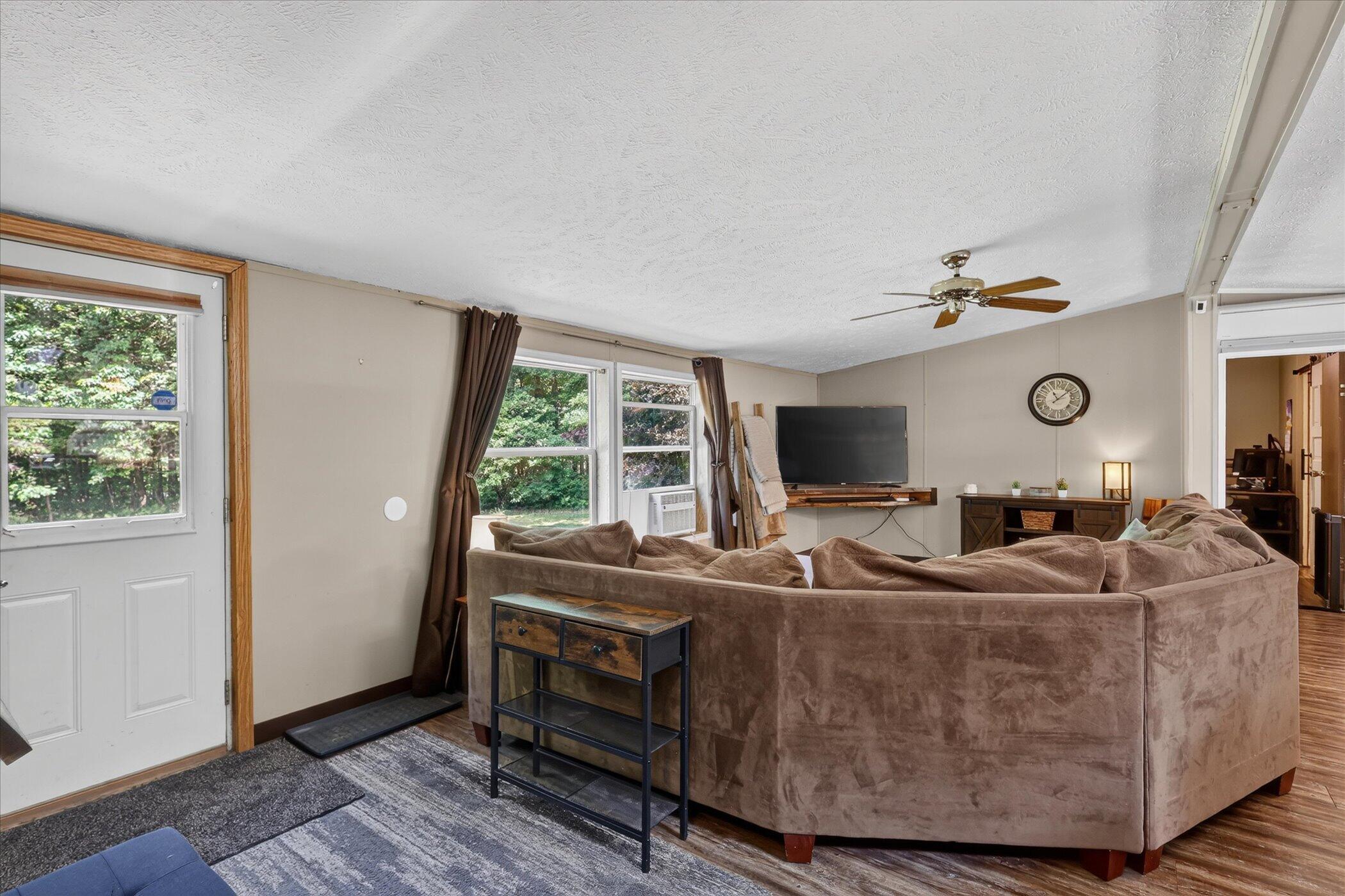 16300 Myers Lake Avenue Ne Property Photo 7