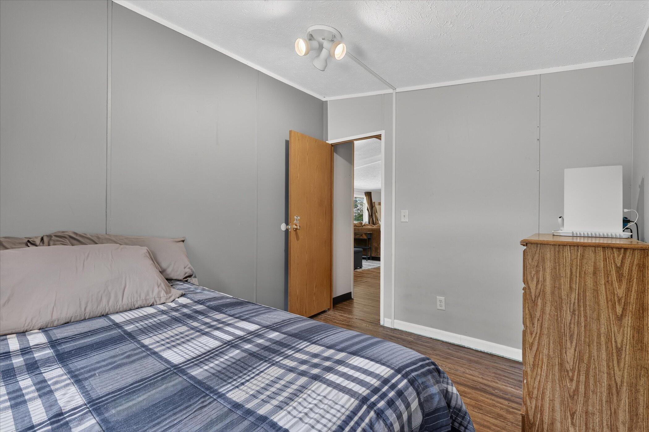 16300 Myers Lake Avenue Ne Property Photo 29