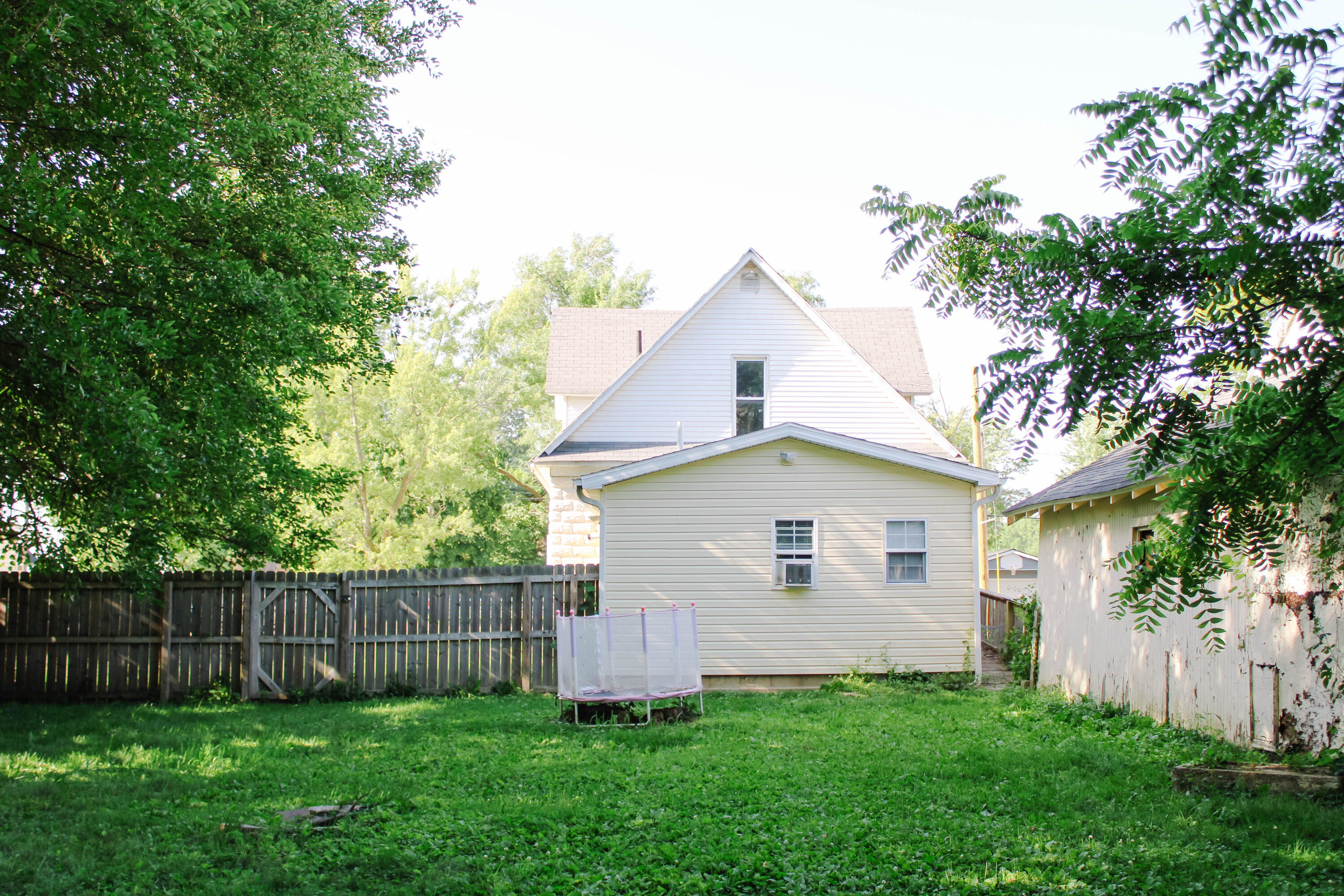 257 W Chicago Blvd Property Photo 5