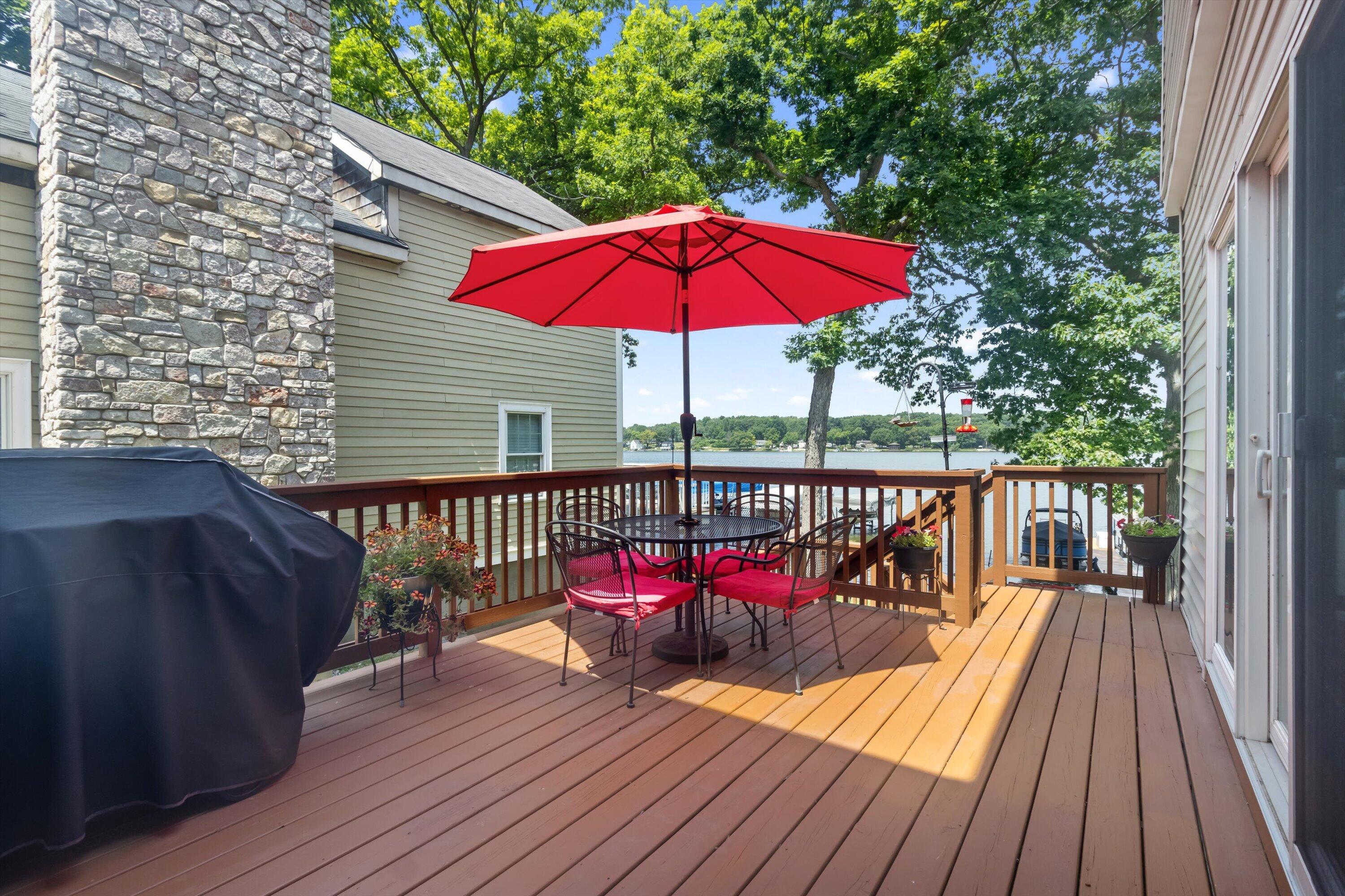 11556 Haylock Property Photo 13