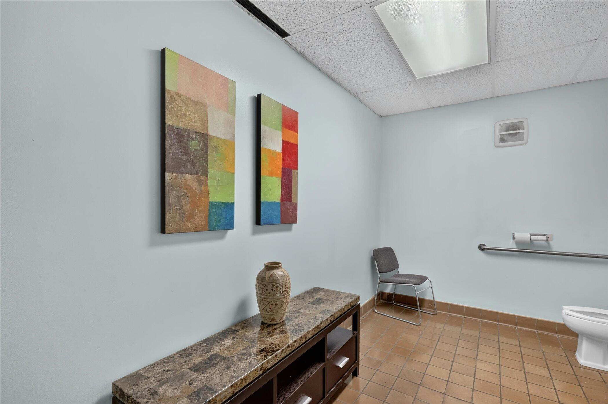 2946 Division Street Property Photo 30