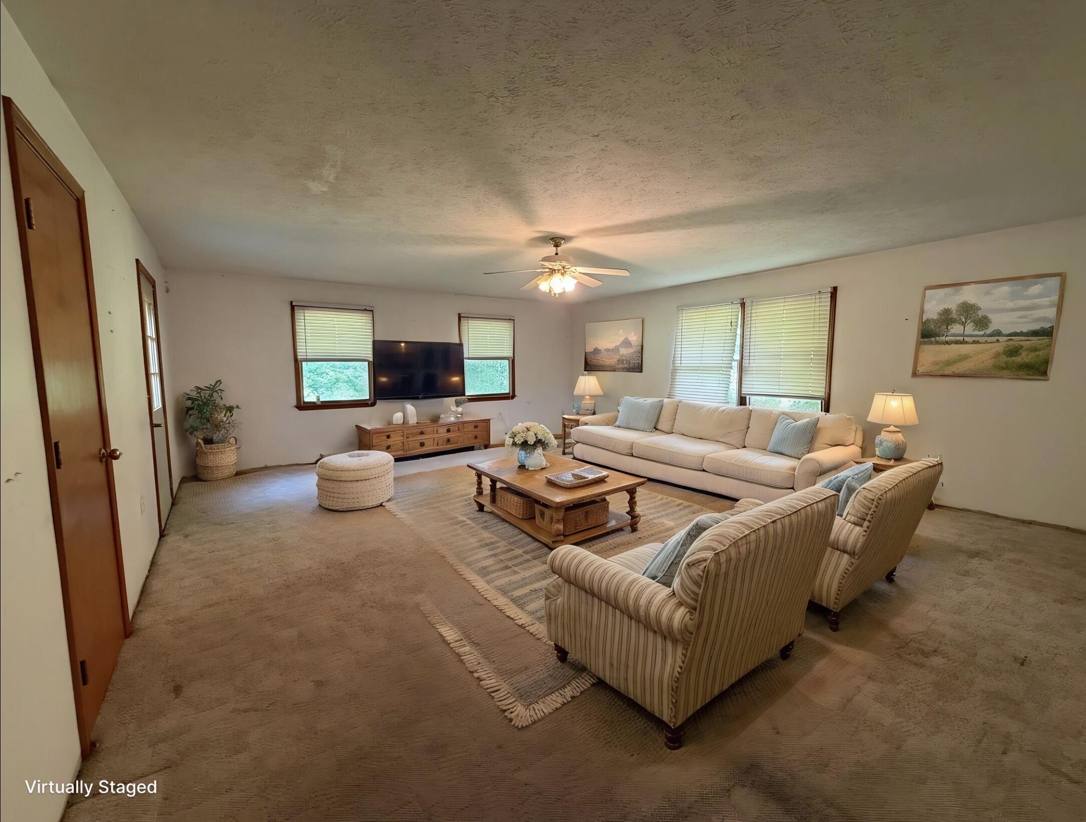 4488 Miriam Road Property Photo 11