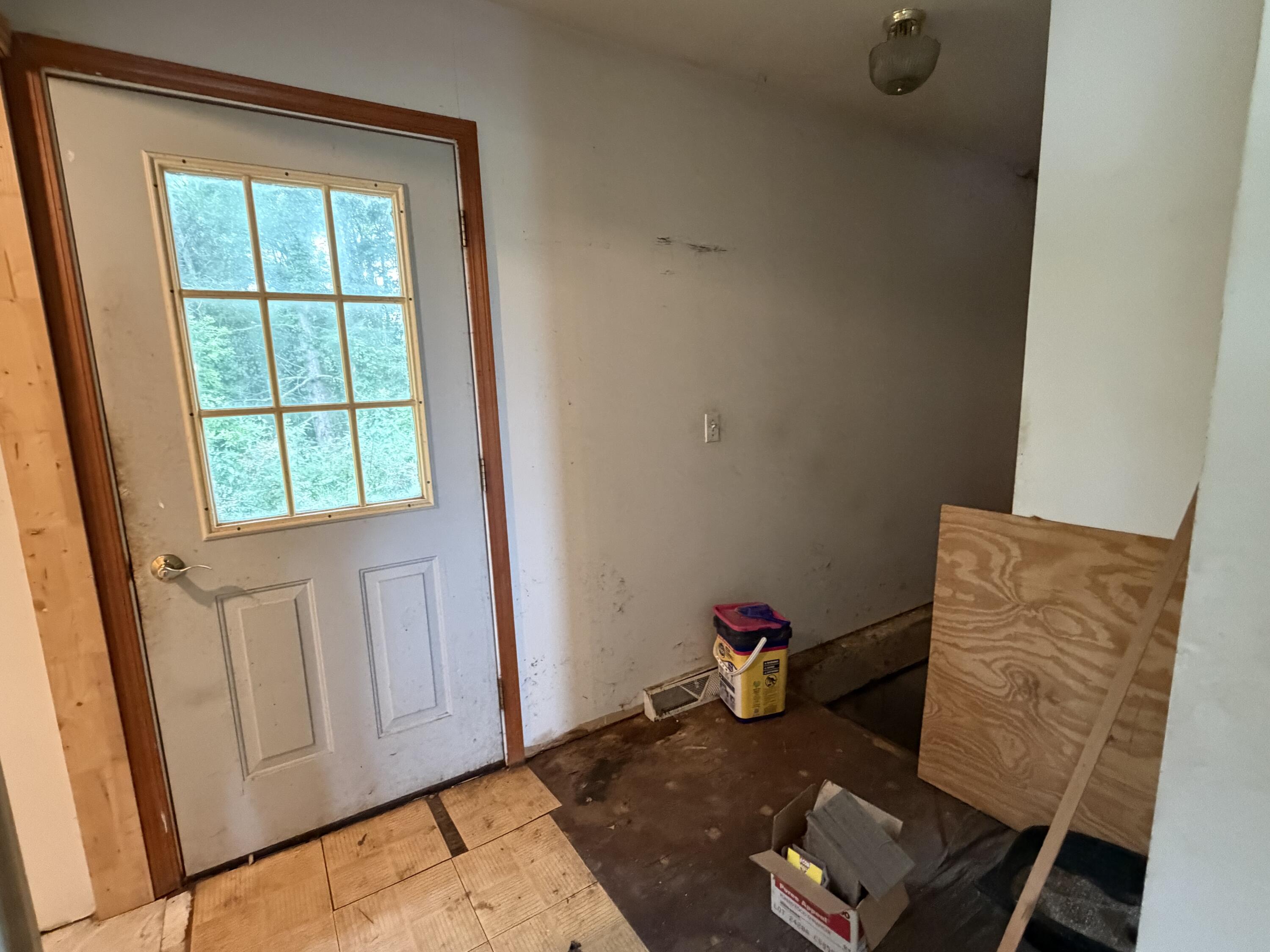 4488 Miriam Road Property Photo 16