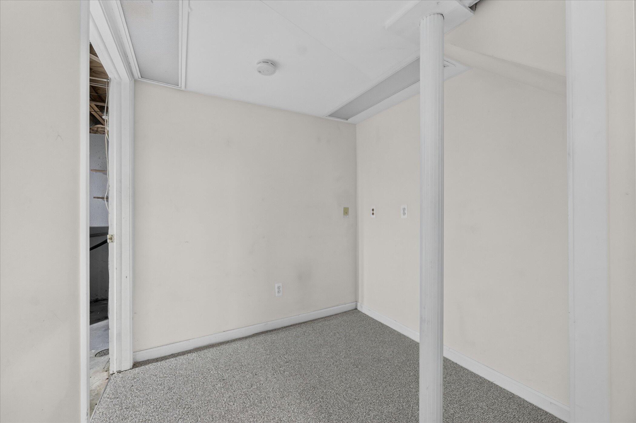 3477 Burbank Drive Property Photo 33