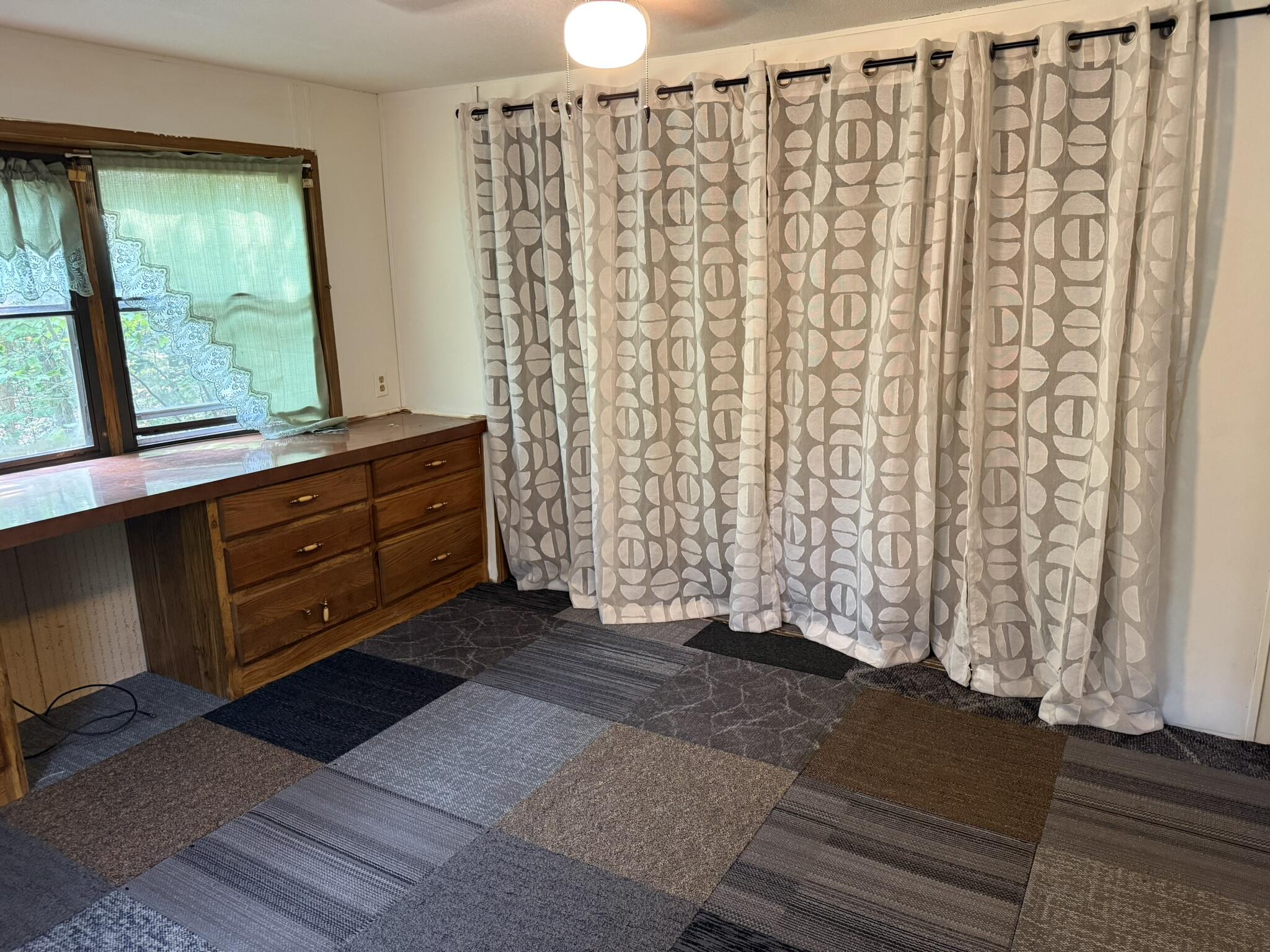 669 Linden Road Property Photo 16