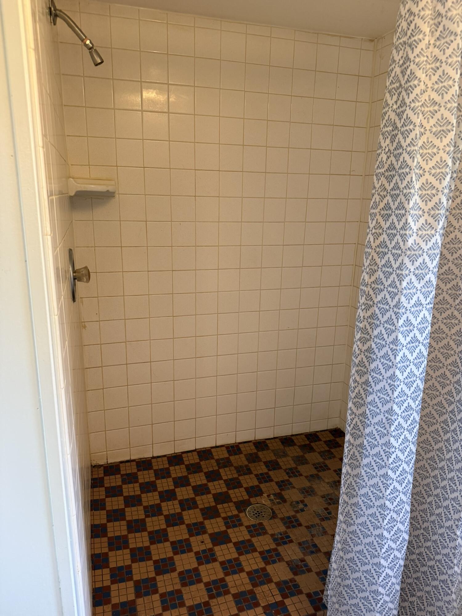 669 Linden Road Property Photo 18