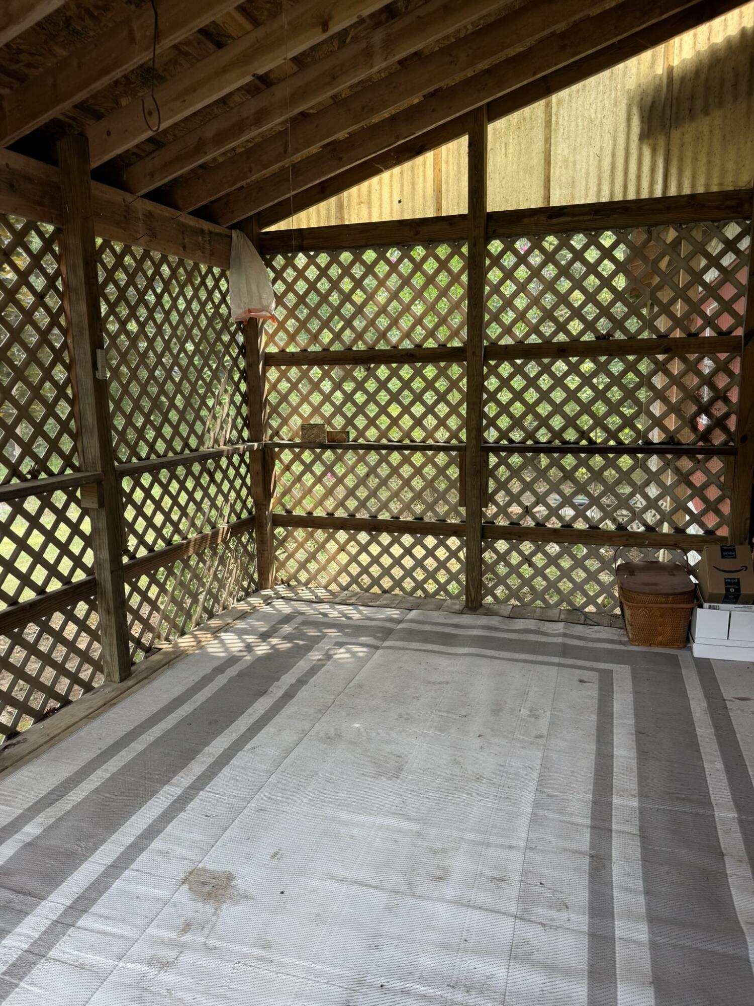 669 Linden Road Property Photo 21