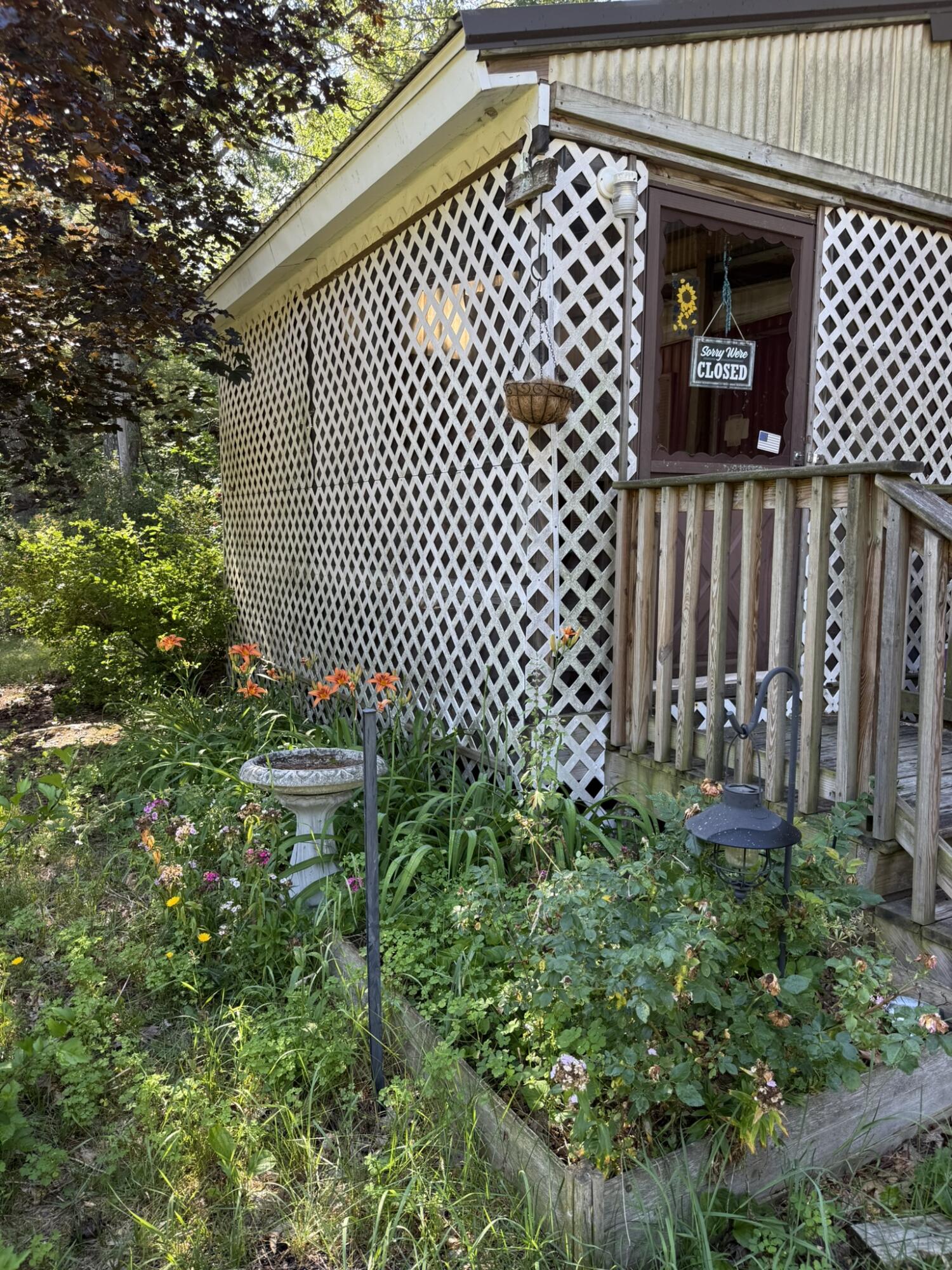 669 Linden Road Property Photo 27
