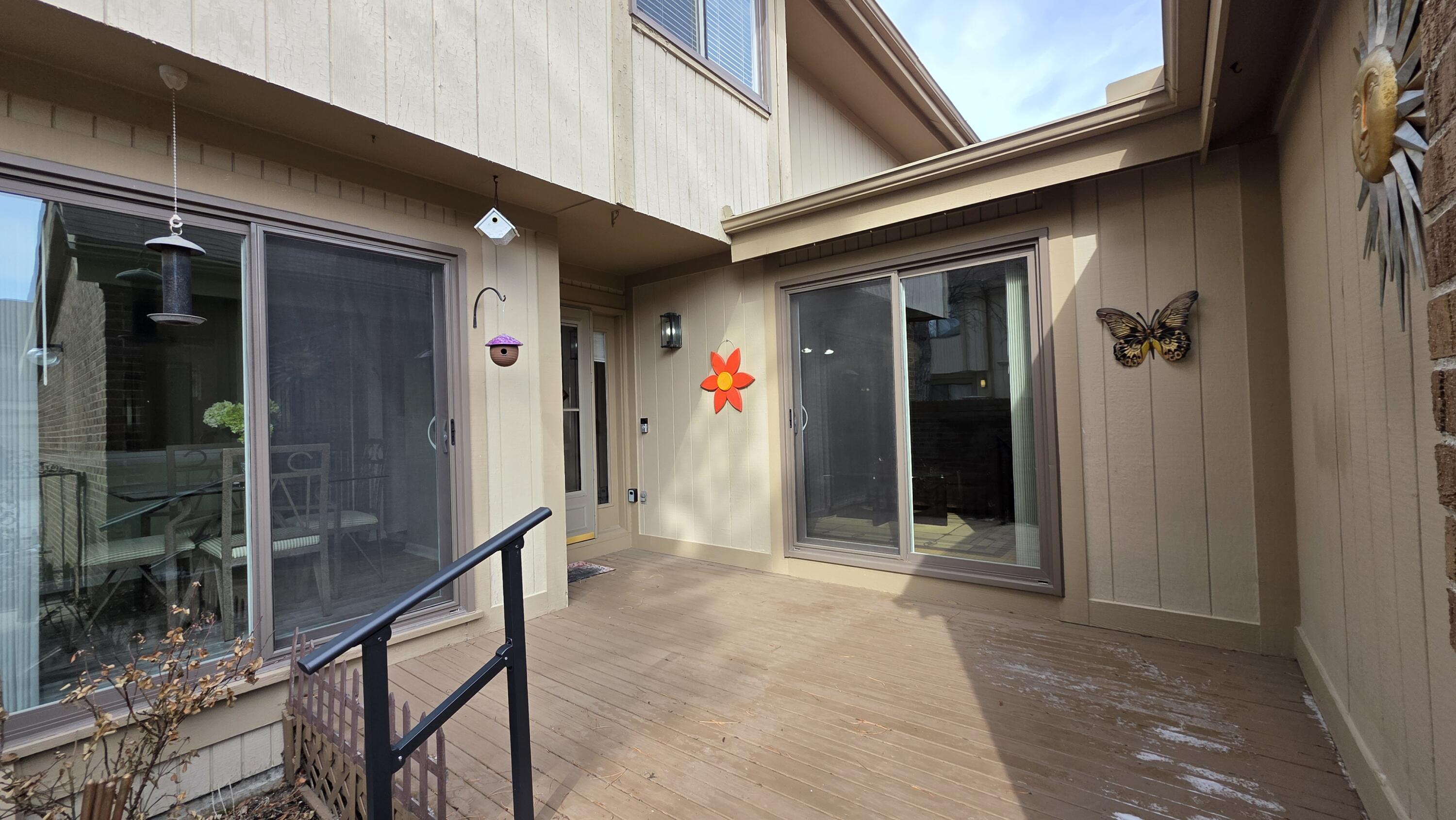 5256 Wright Way E Property Photo 14