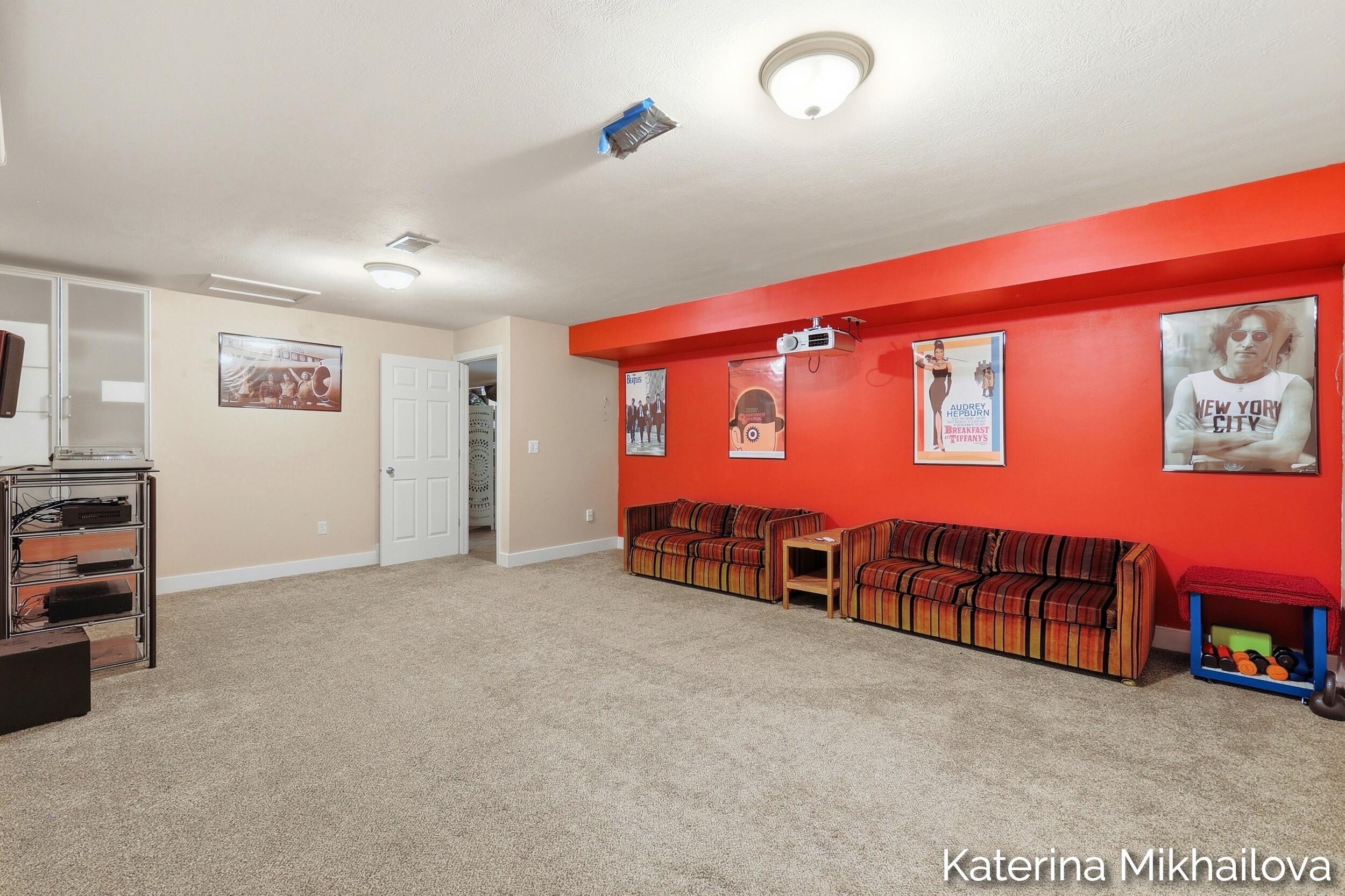 651 Ludington Avenue Property Photo 19