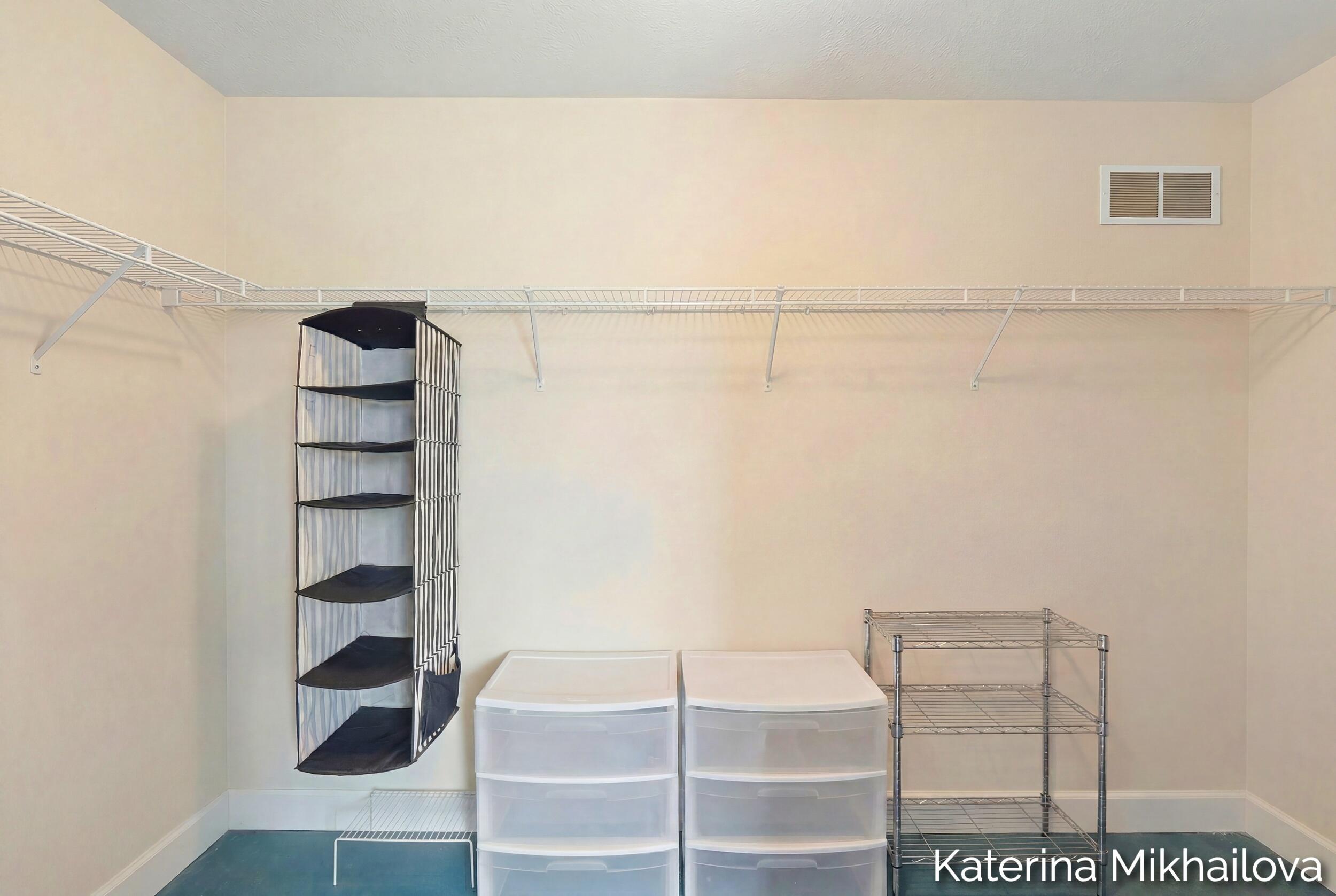 651 Ludington Avenue Property Photo 28
