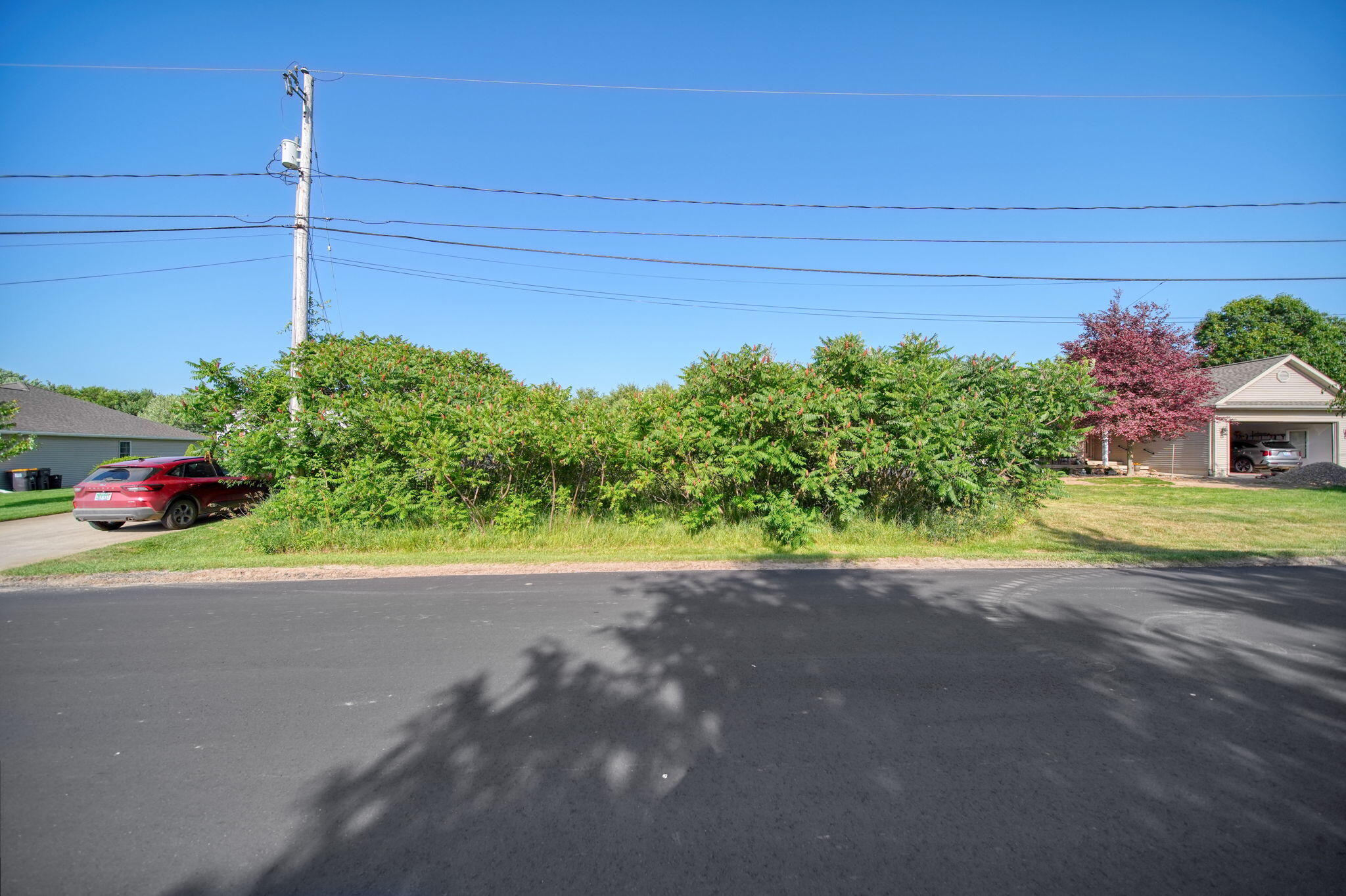 107 Cannes Drive Property Photo 4