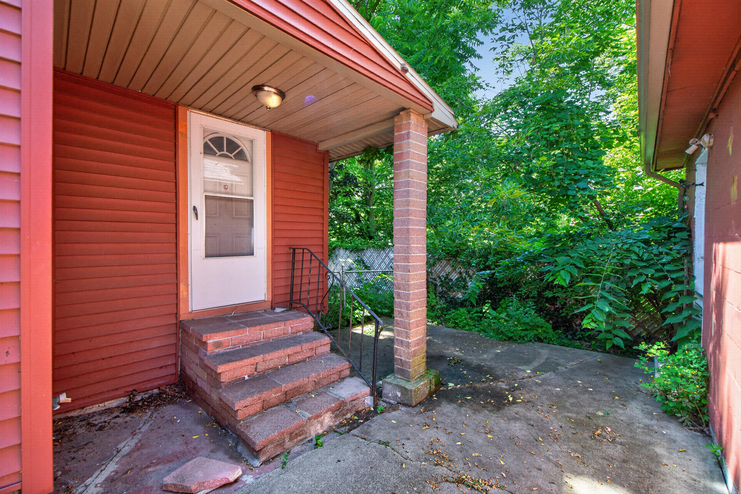 308 N State Street Property Photo 28