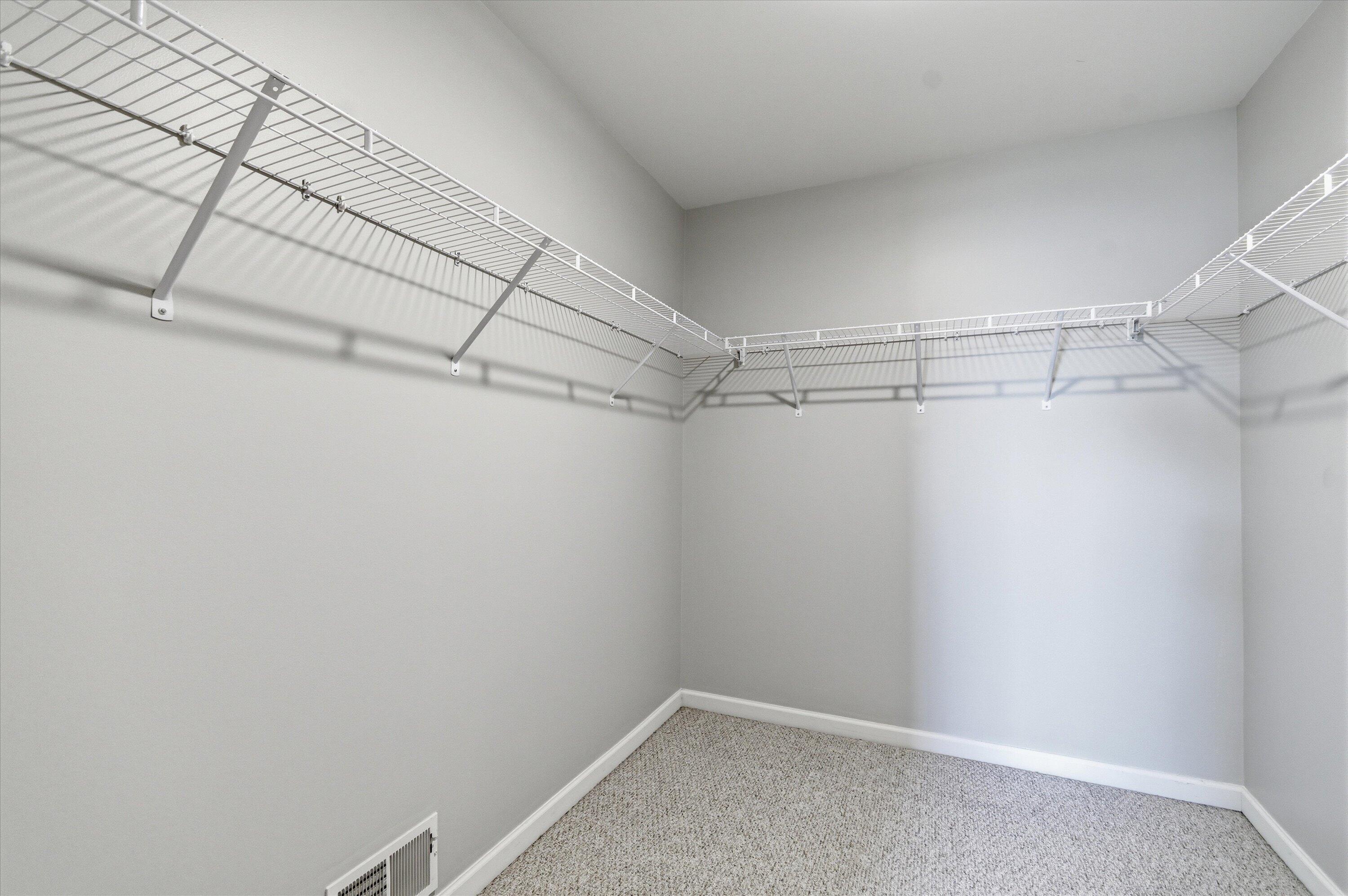 1304 Riversedge Drive Property Photo 33