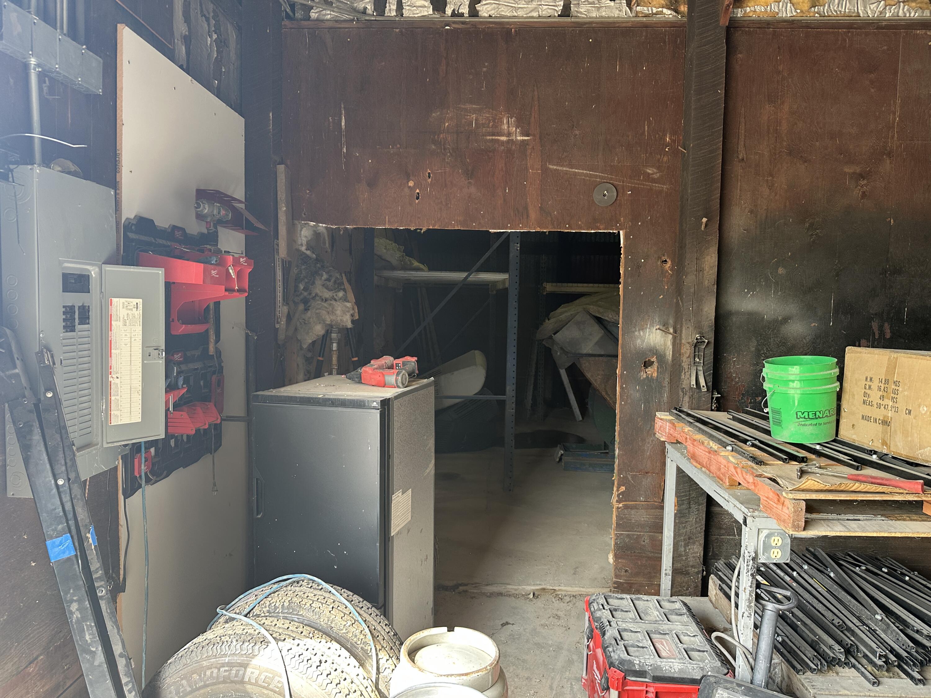 70379 M-103 Property Photo 12