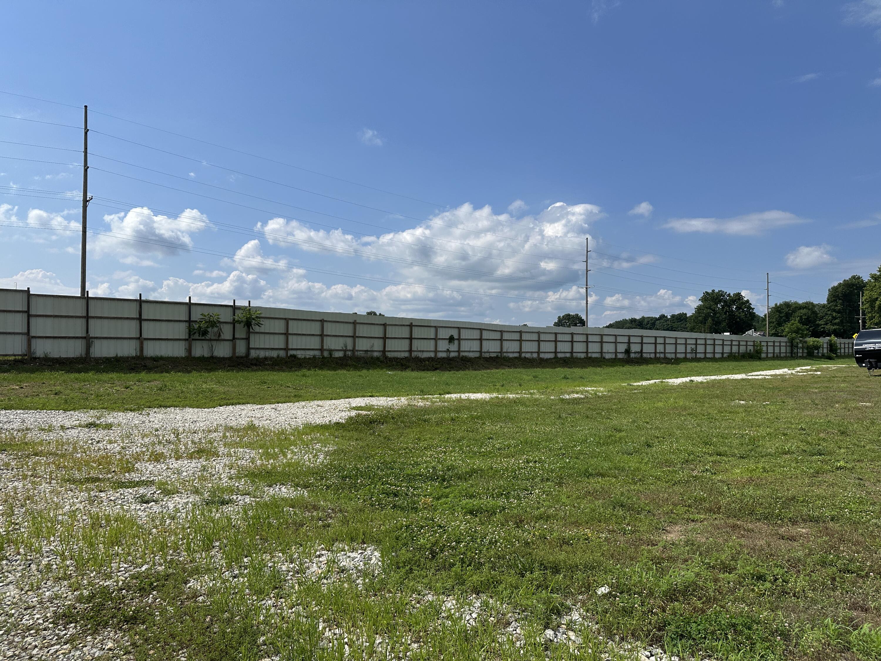 70379 M-103 Property Photo 34