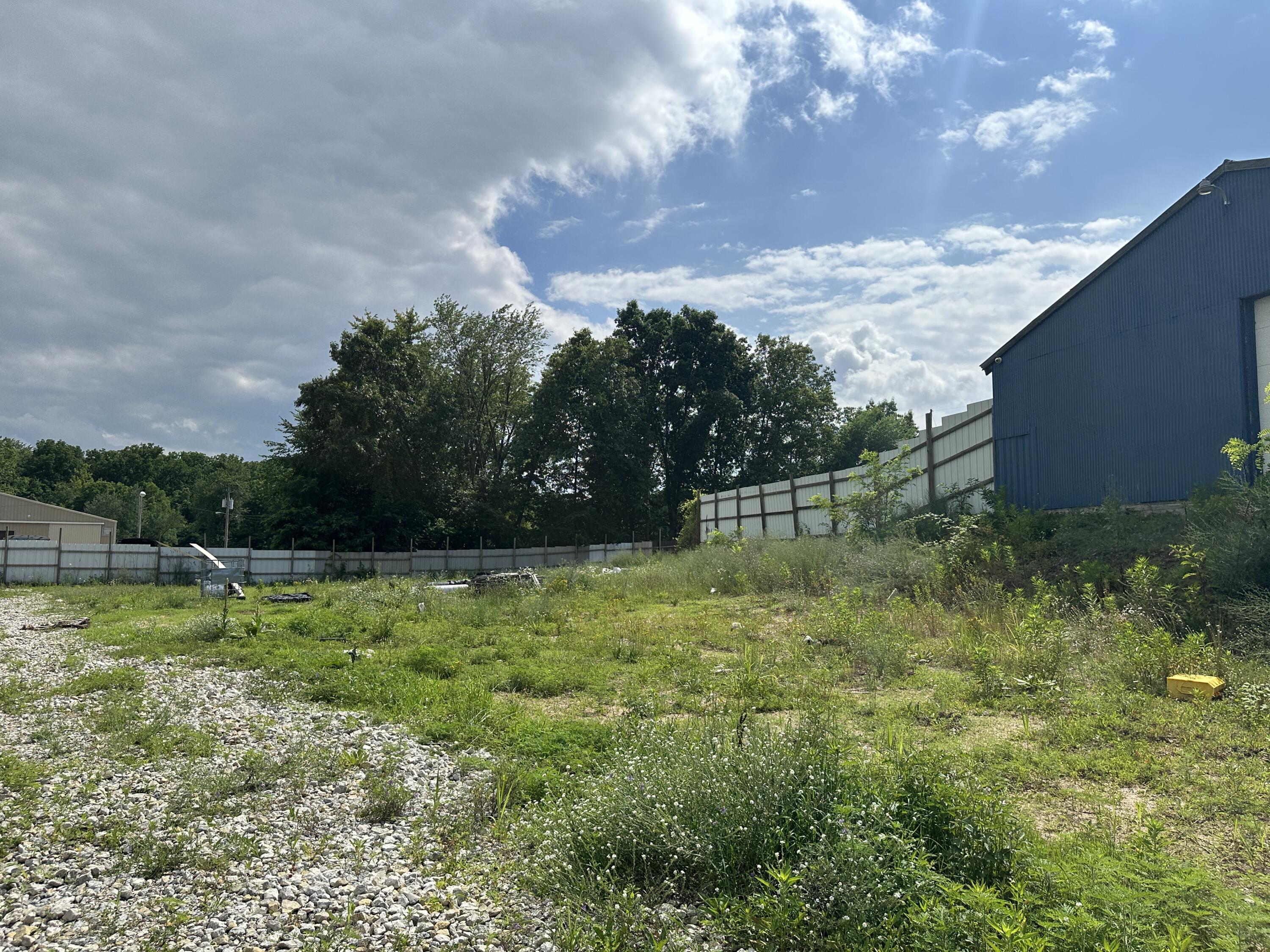 70379 M-103 Property Photo 35