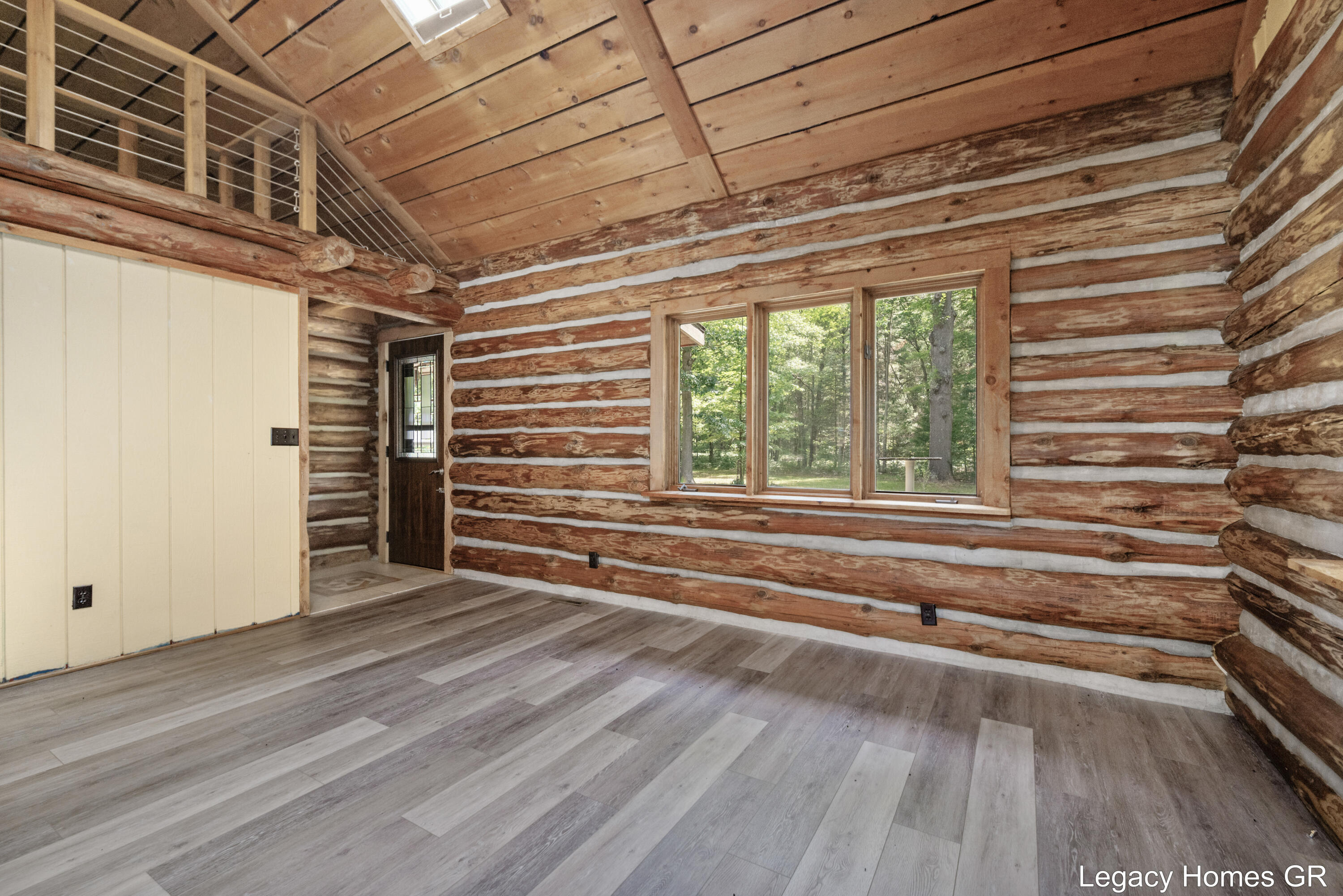 11332 Henderson Road Property Photo 2