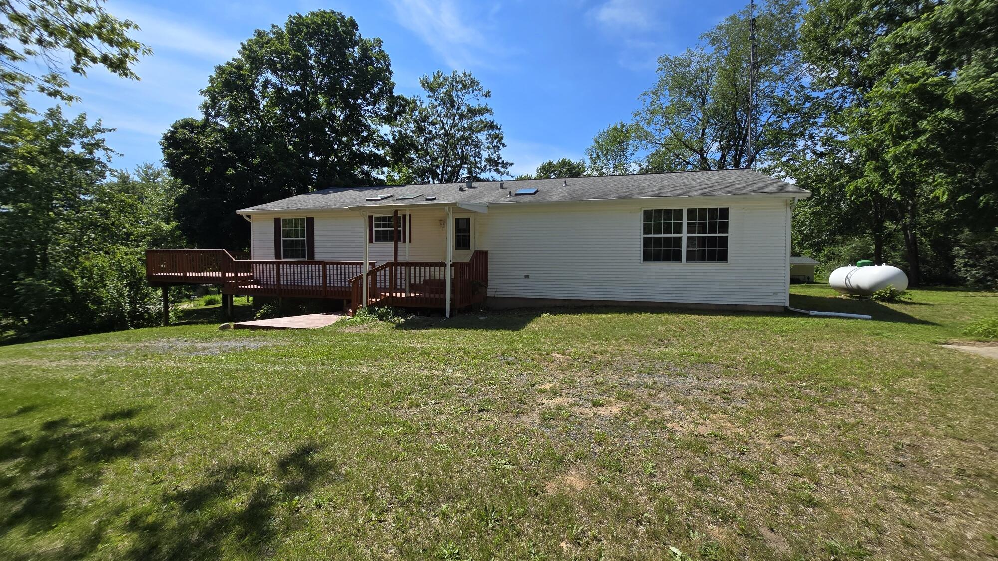 6700 Lorne Drive Property Photo 5