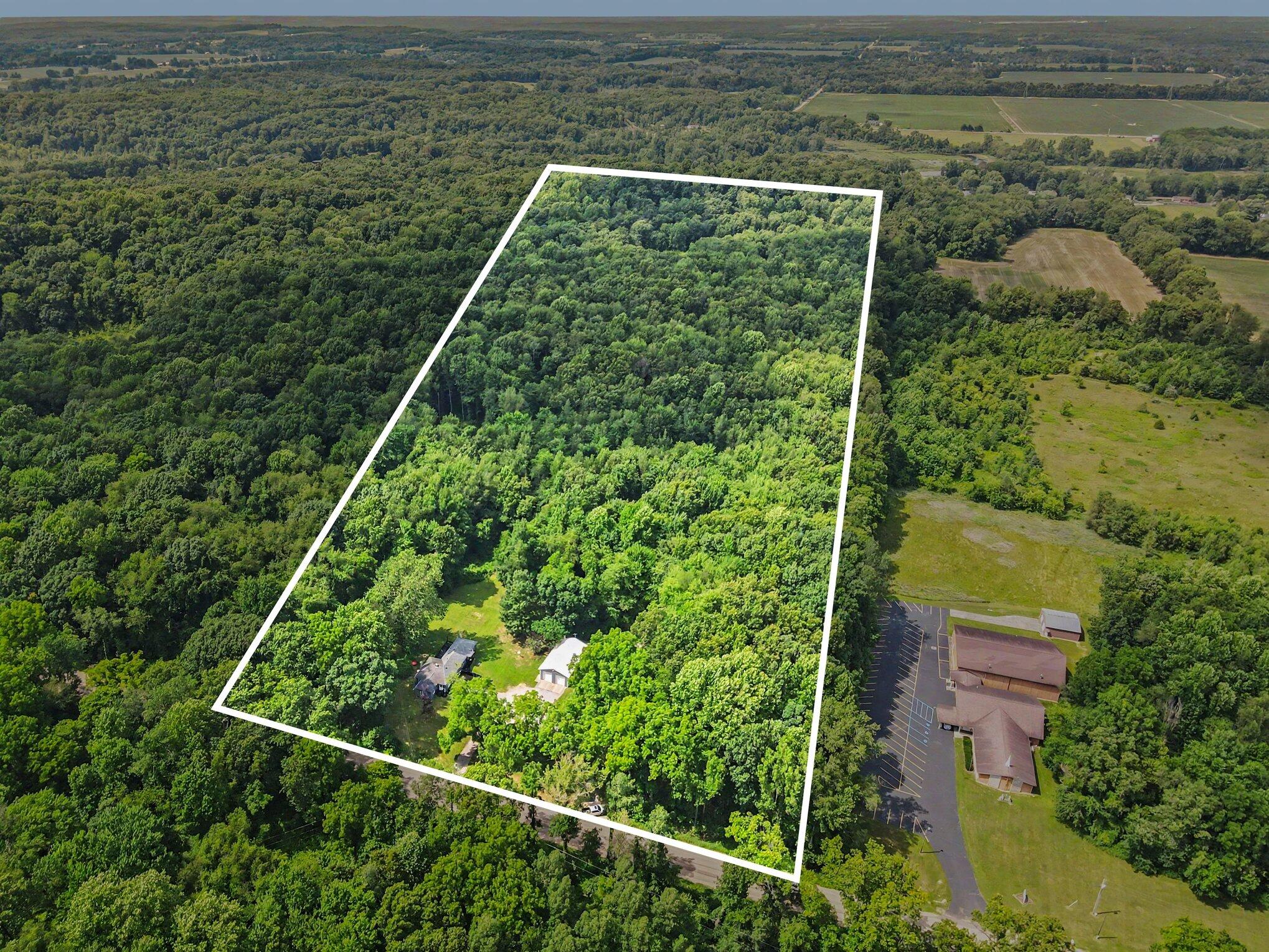 15068 Millard Road Property Photo 1