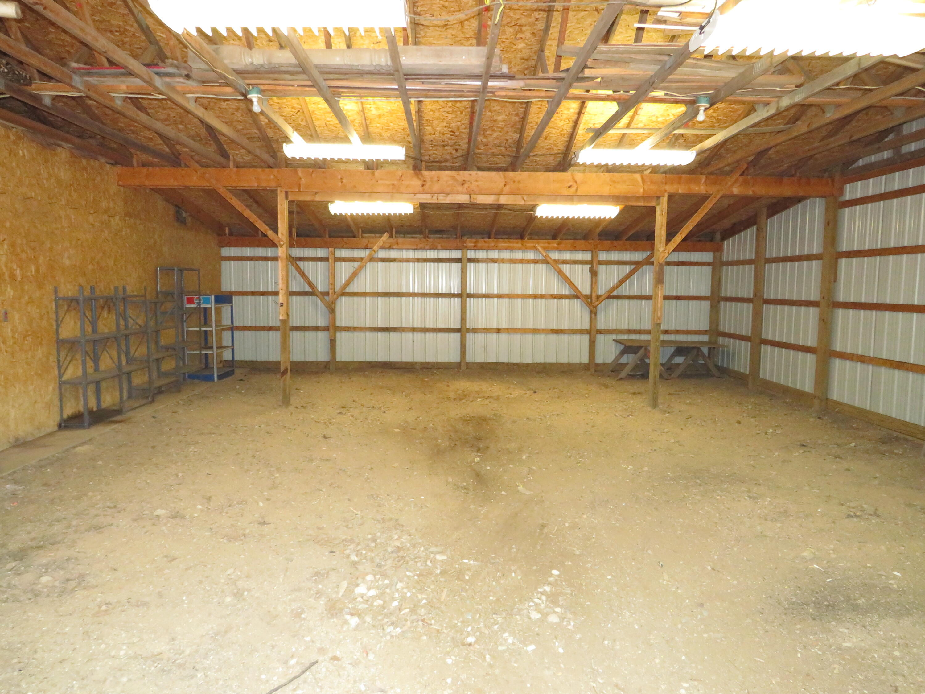 11000 N Vickeryville Road Property Photo 48