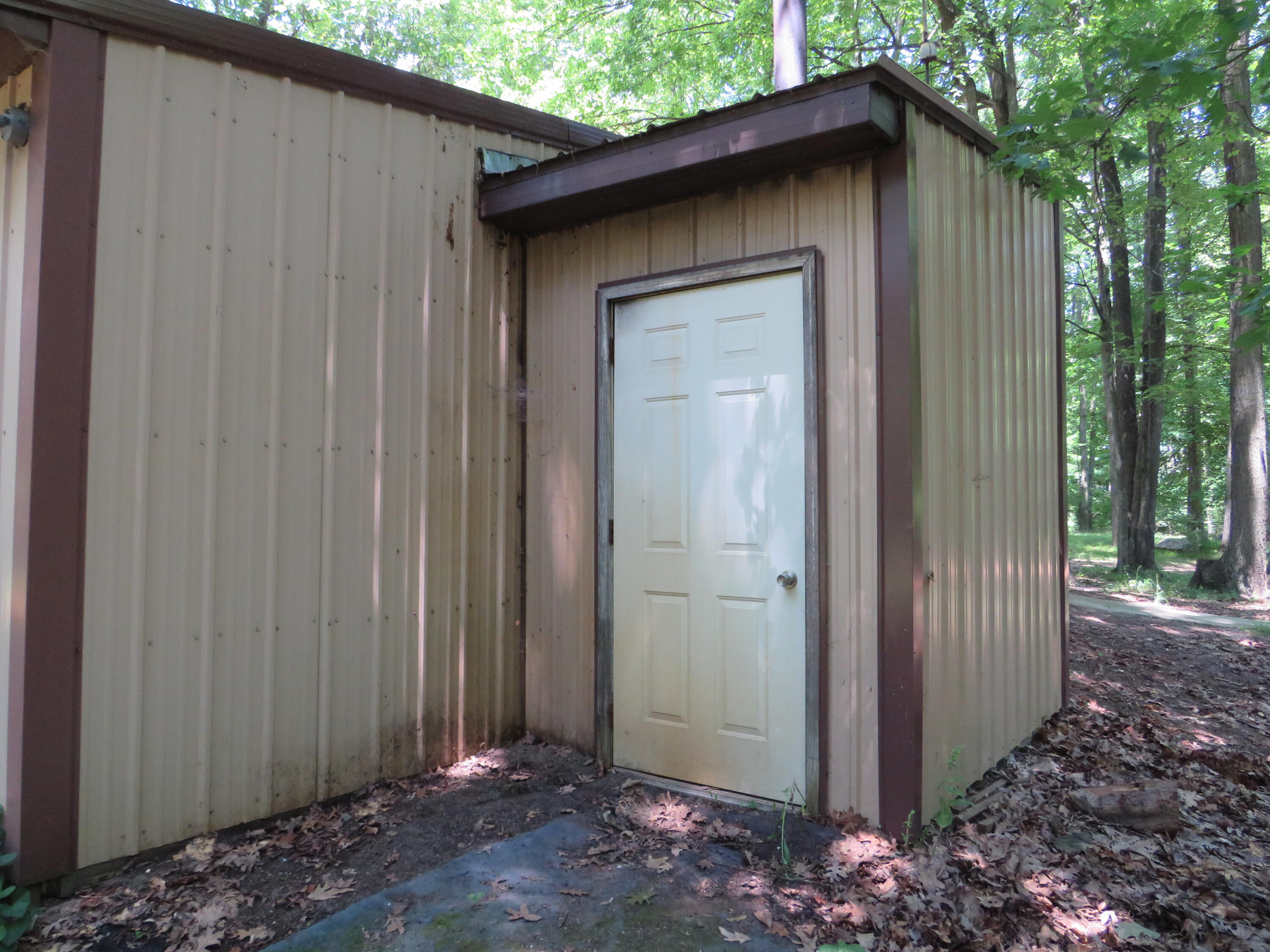 11000 N Vickeryville Road Property Photo 50