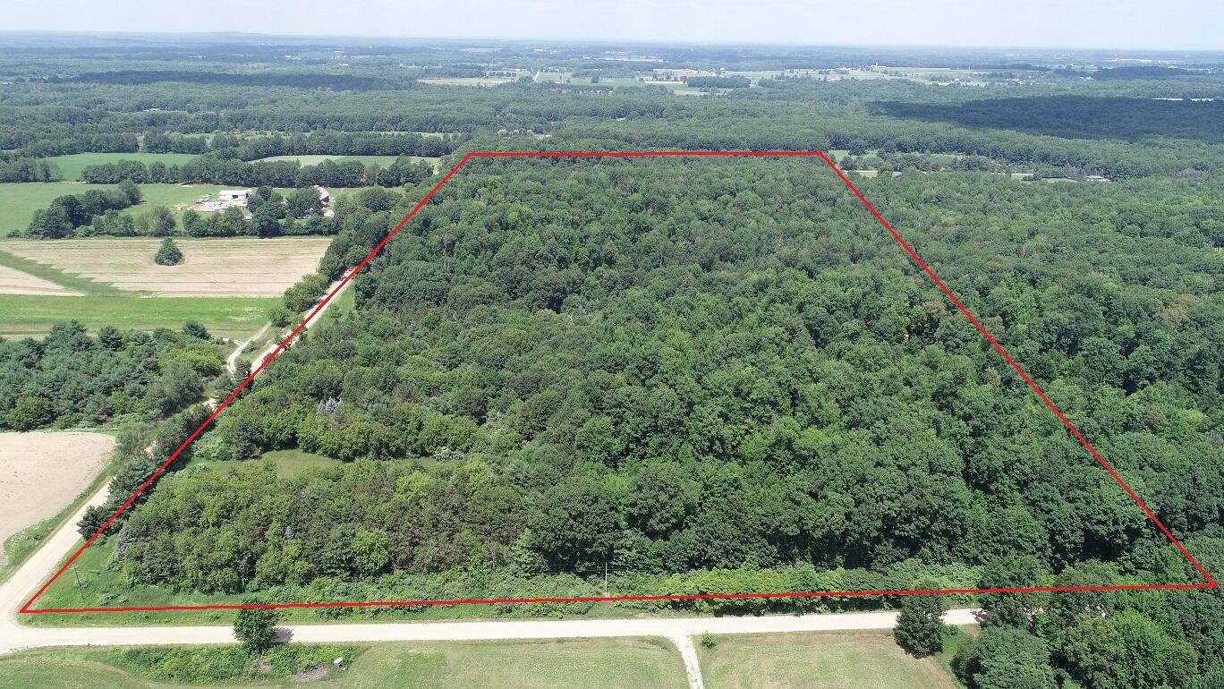 11000 N Vickeryville Road Property Photo 56