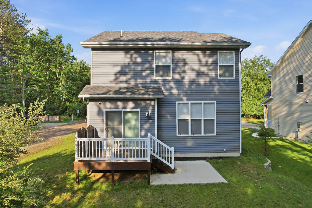 480 Mcmullan Way Property Photo 11