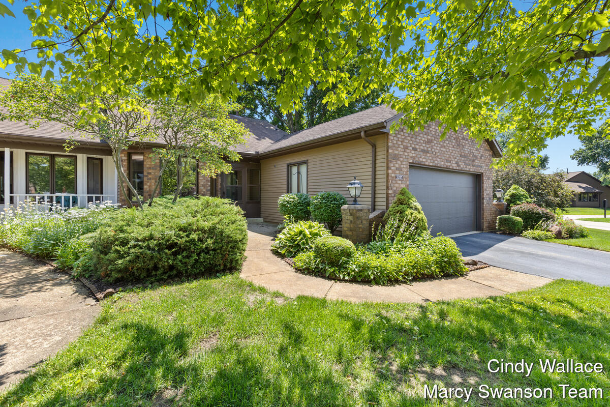 3283 Johnson Court Sw Property Photo 2