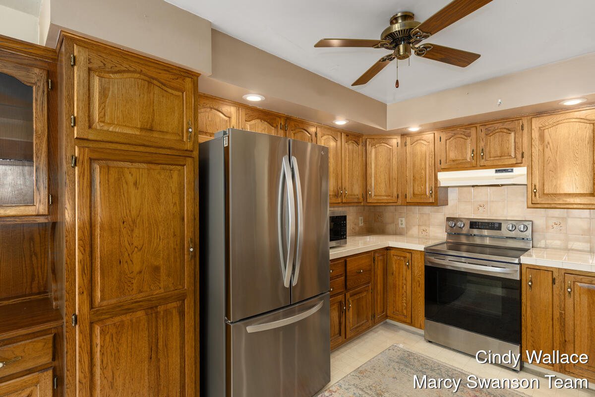 3283 Johnson Court Sw Property Photo 5