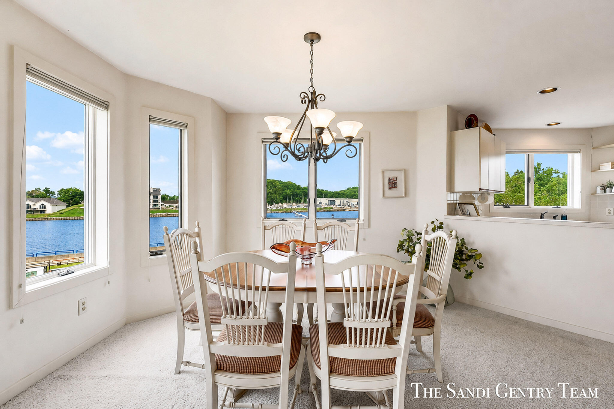 820 S Harbor Drive 5 Property Photo 10