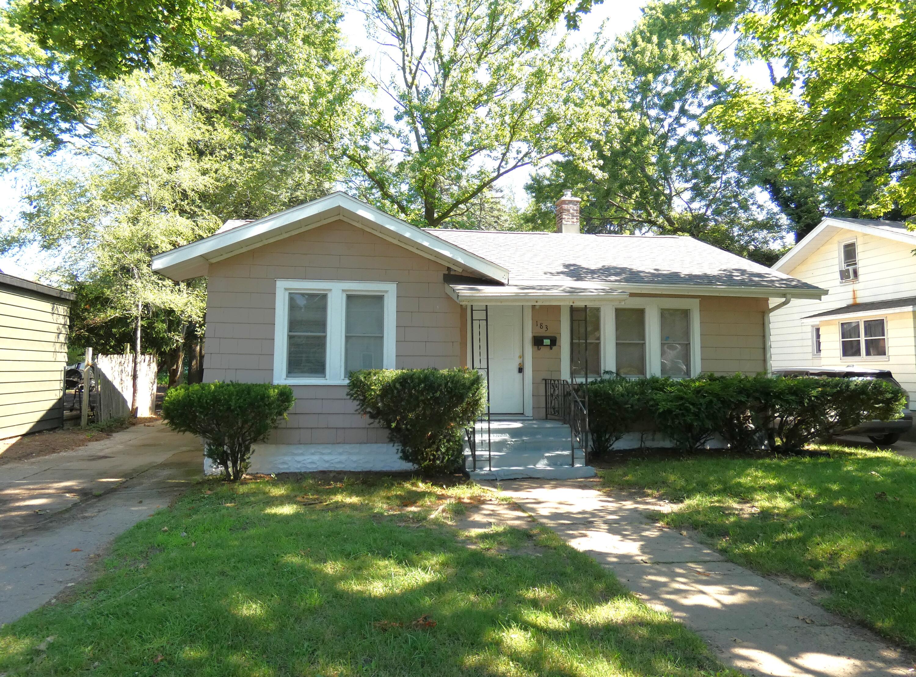 183 Searles Avenue Property Photo 1