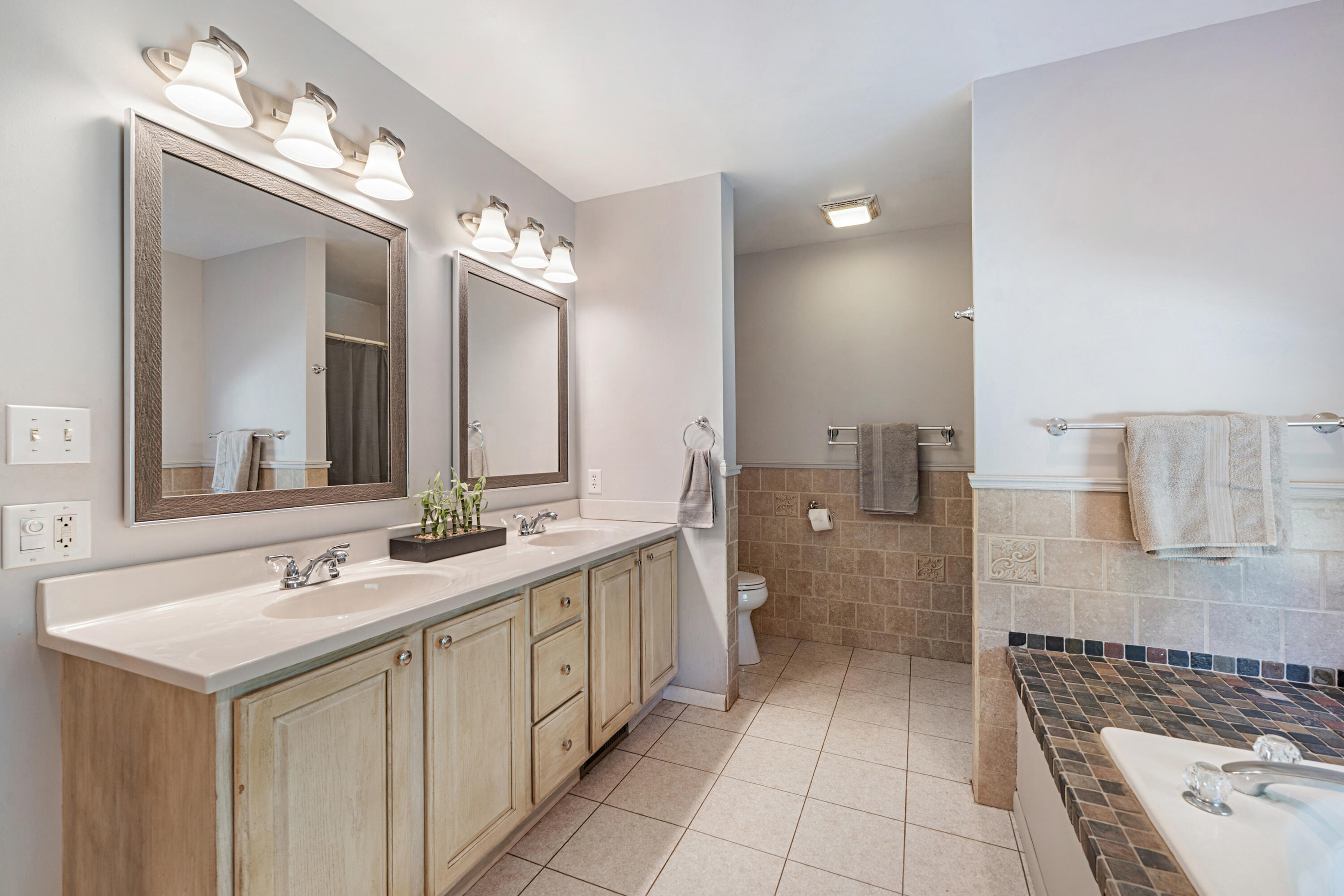 87 67th Street Property Photo 13