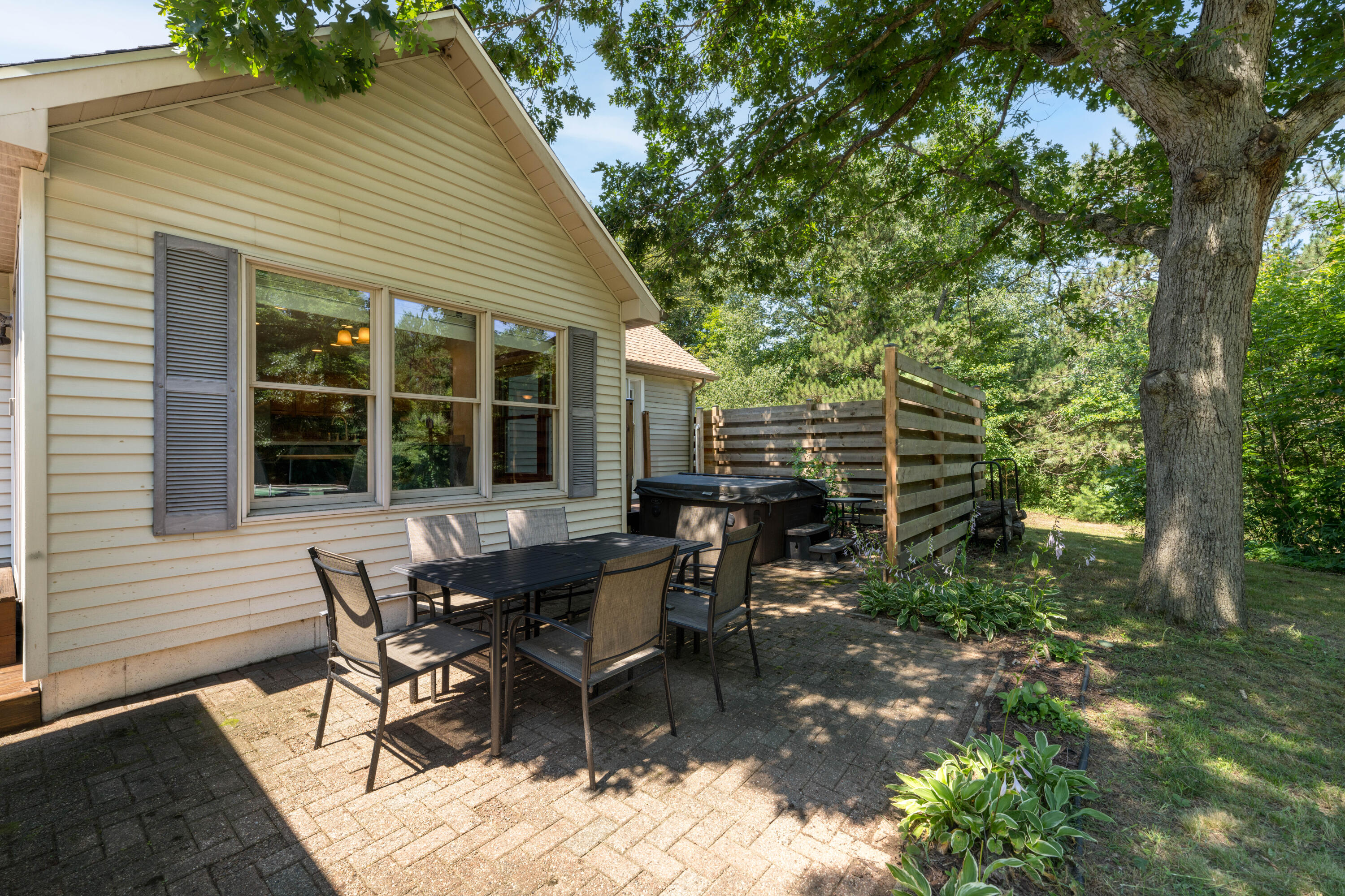 87 67th Street Property Photo 28