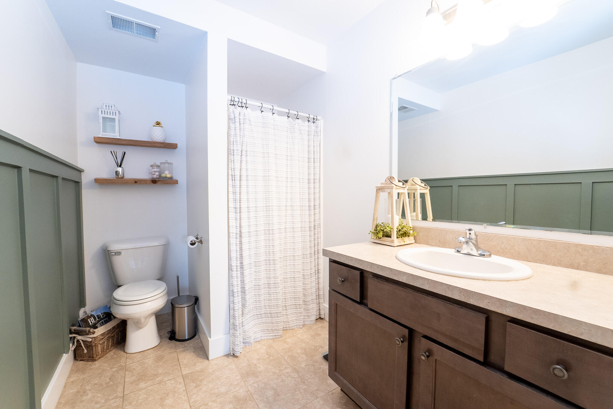 5024 Alyssum Drive Se Property Photo 12