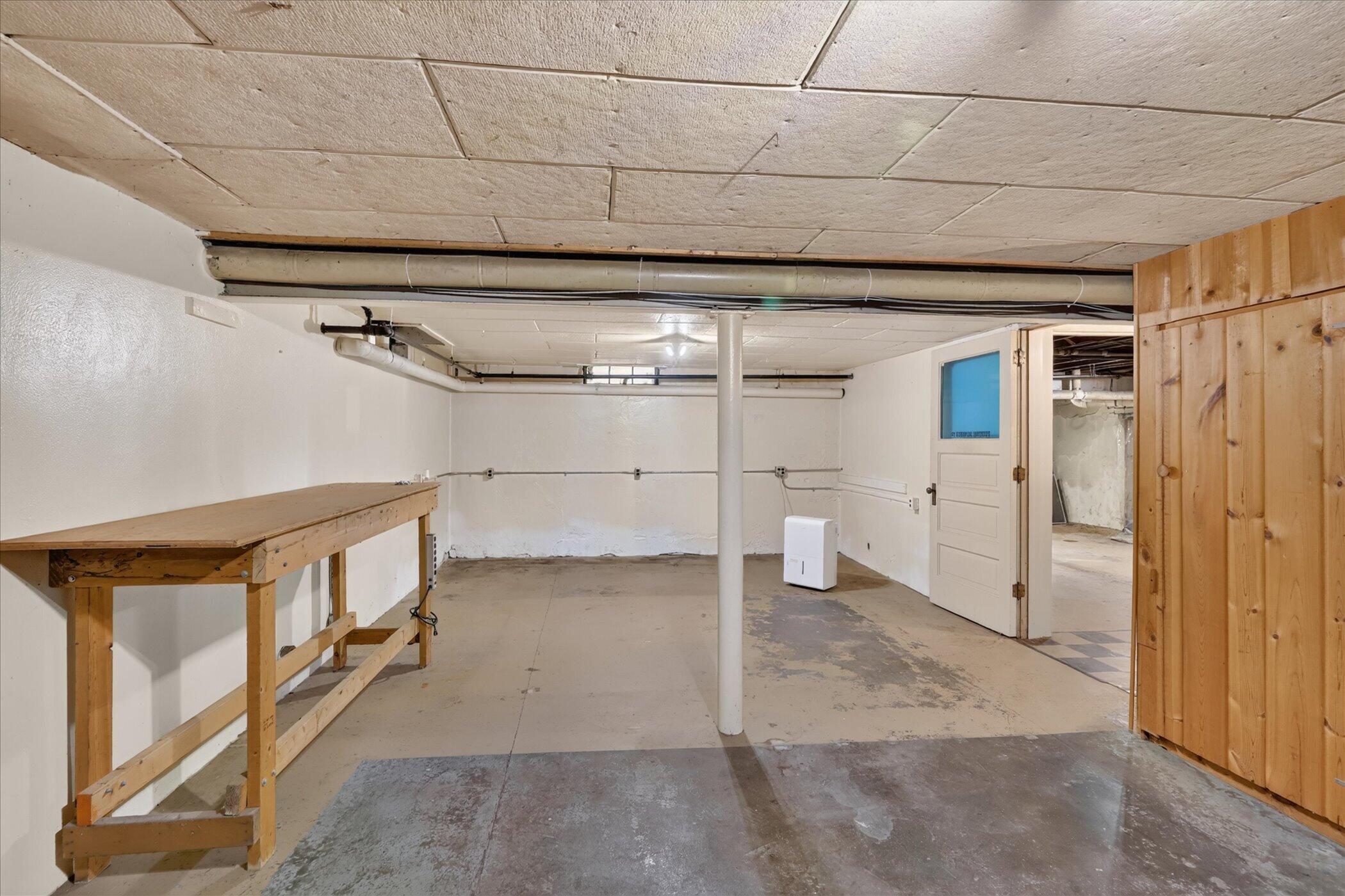 1124 Ashley Drive Property Photo 39