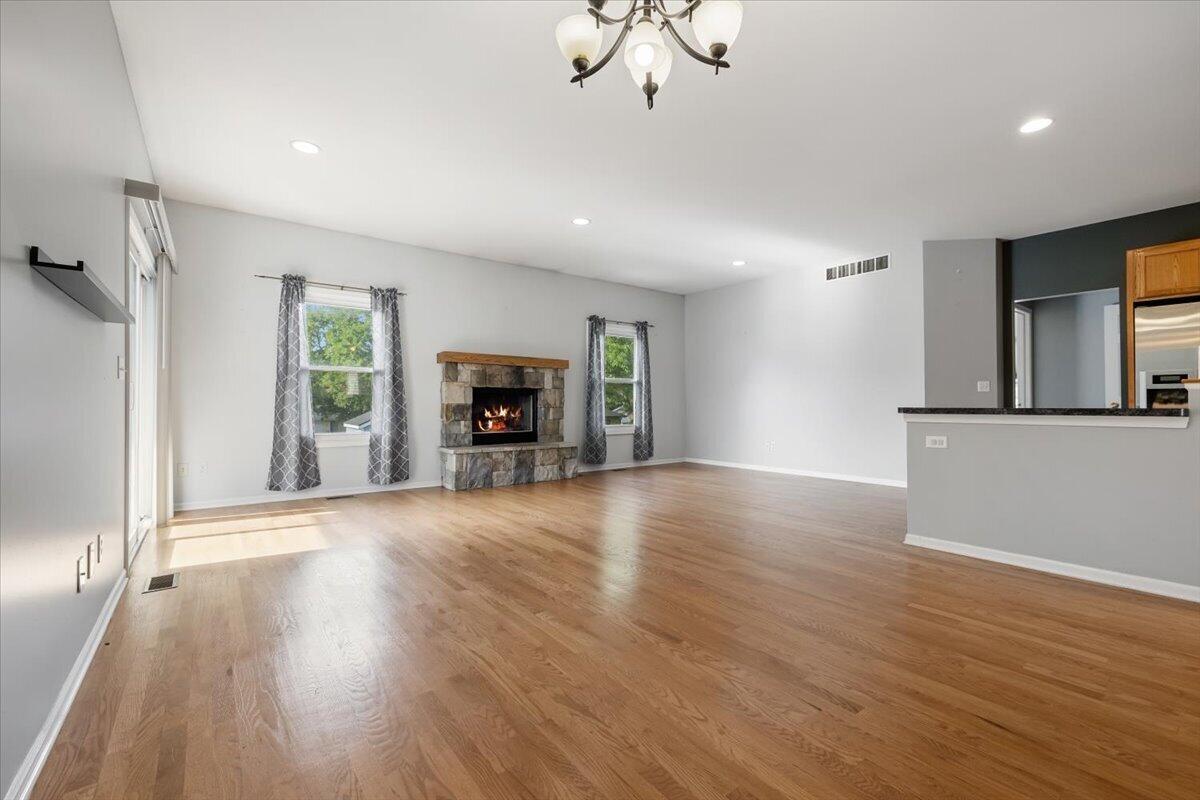 330 Baker Street Property Photo 4