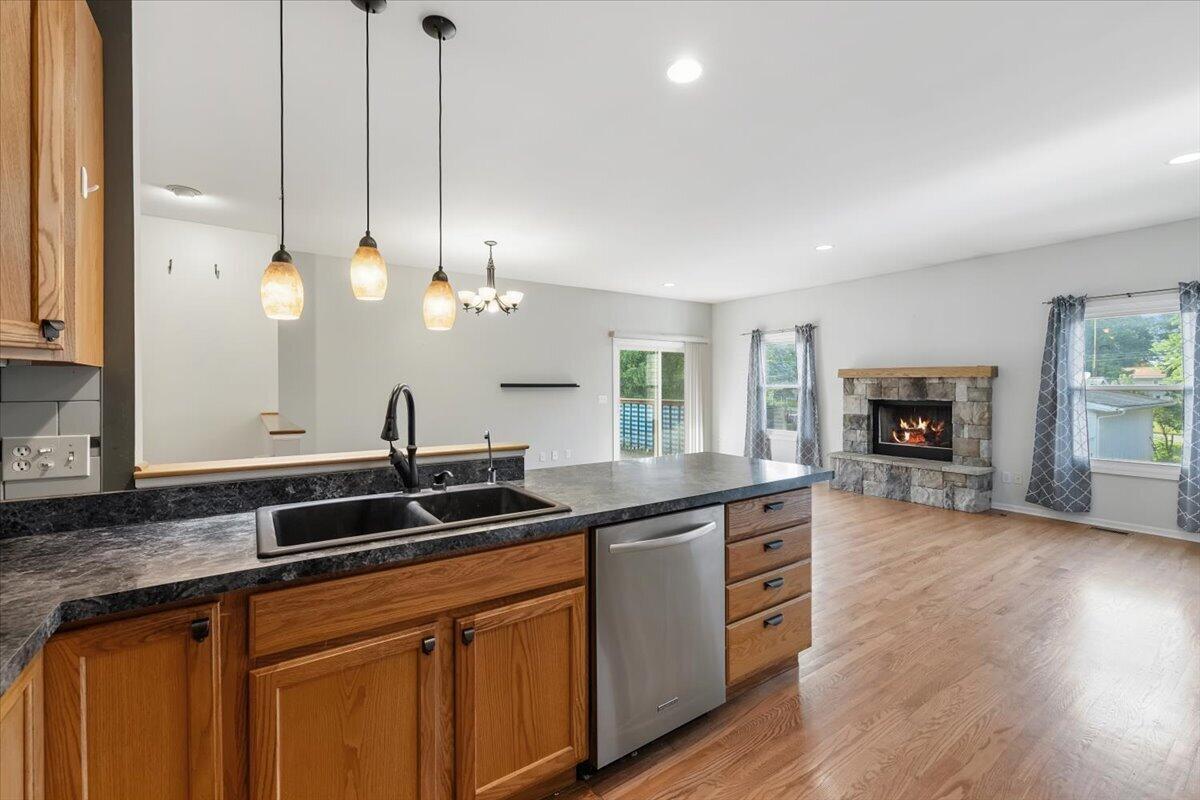 330 Baker Street Property Photo 6