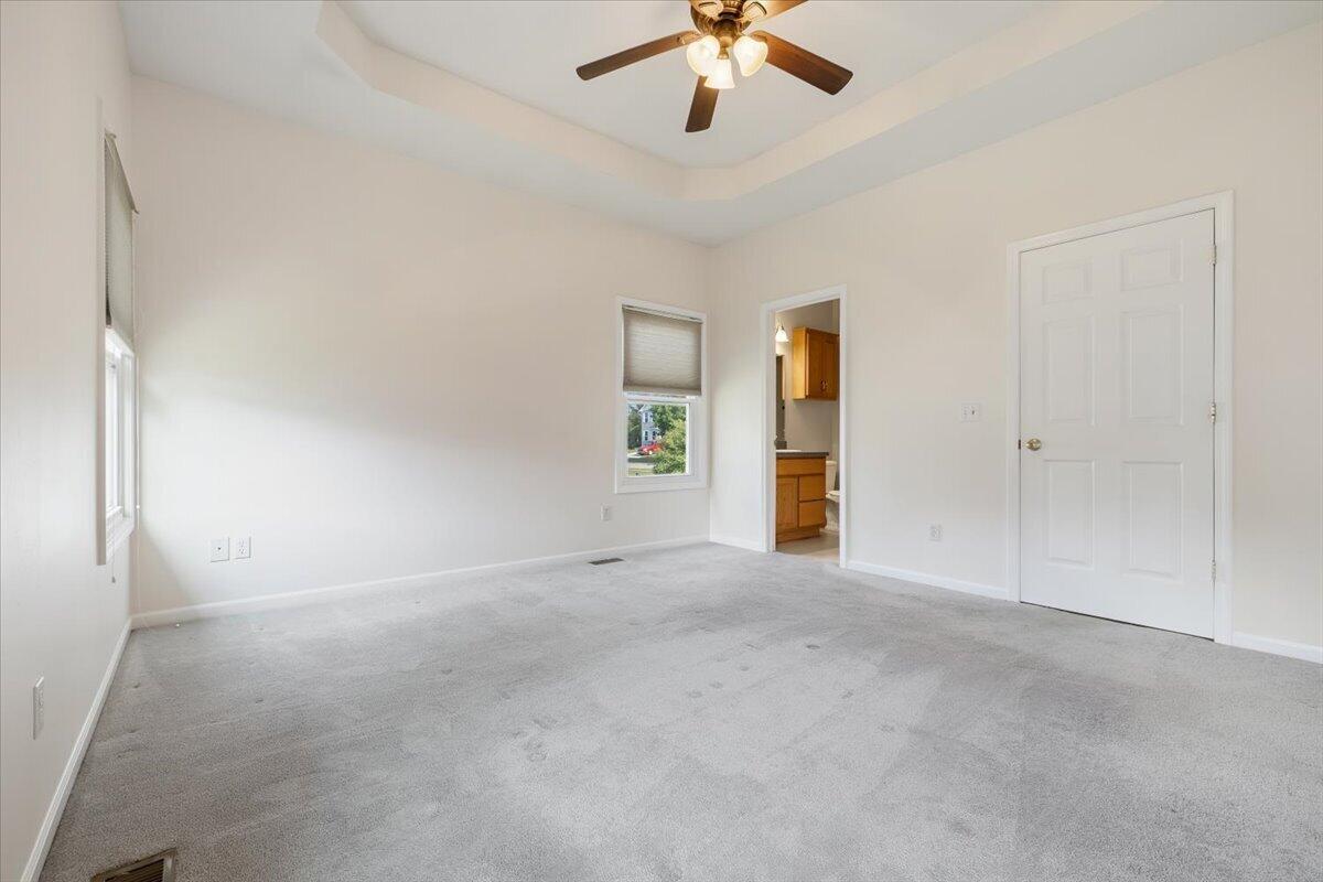 330 Baker Street Property Photo 12