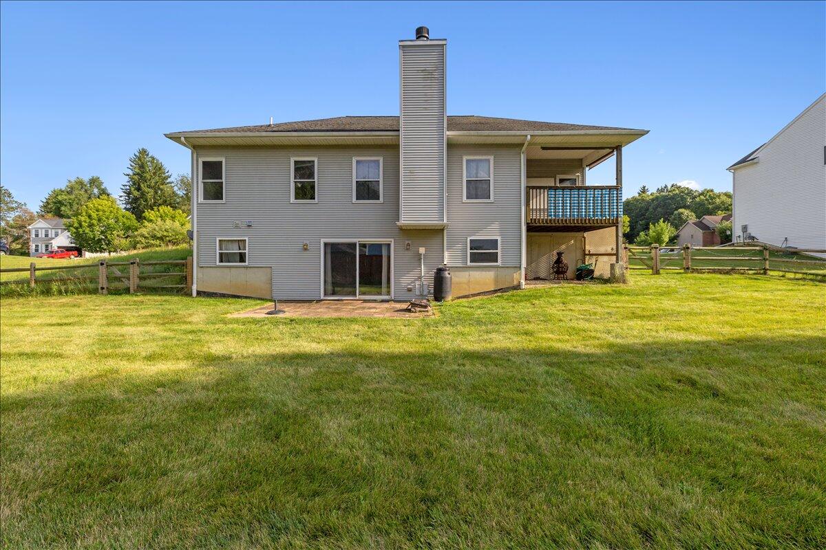 330 Baker Street Property Photo 28