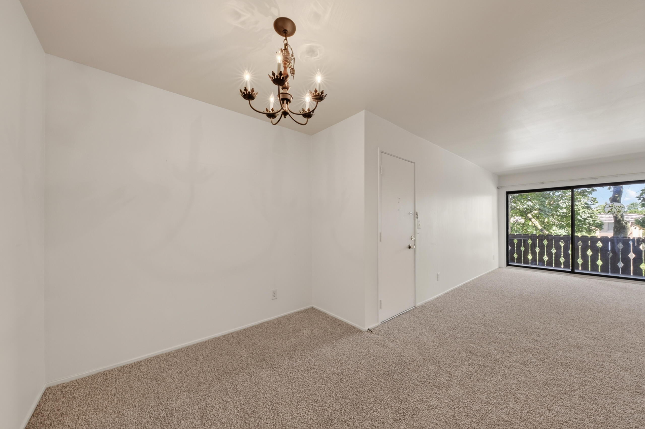 2106 Pauline Boulevard 202 Property Photo 10