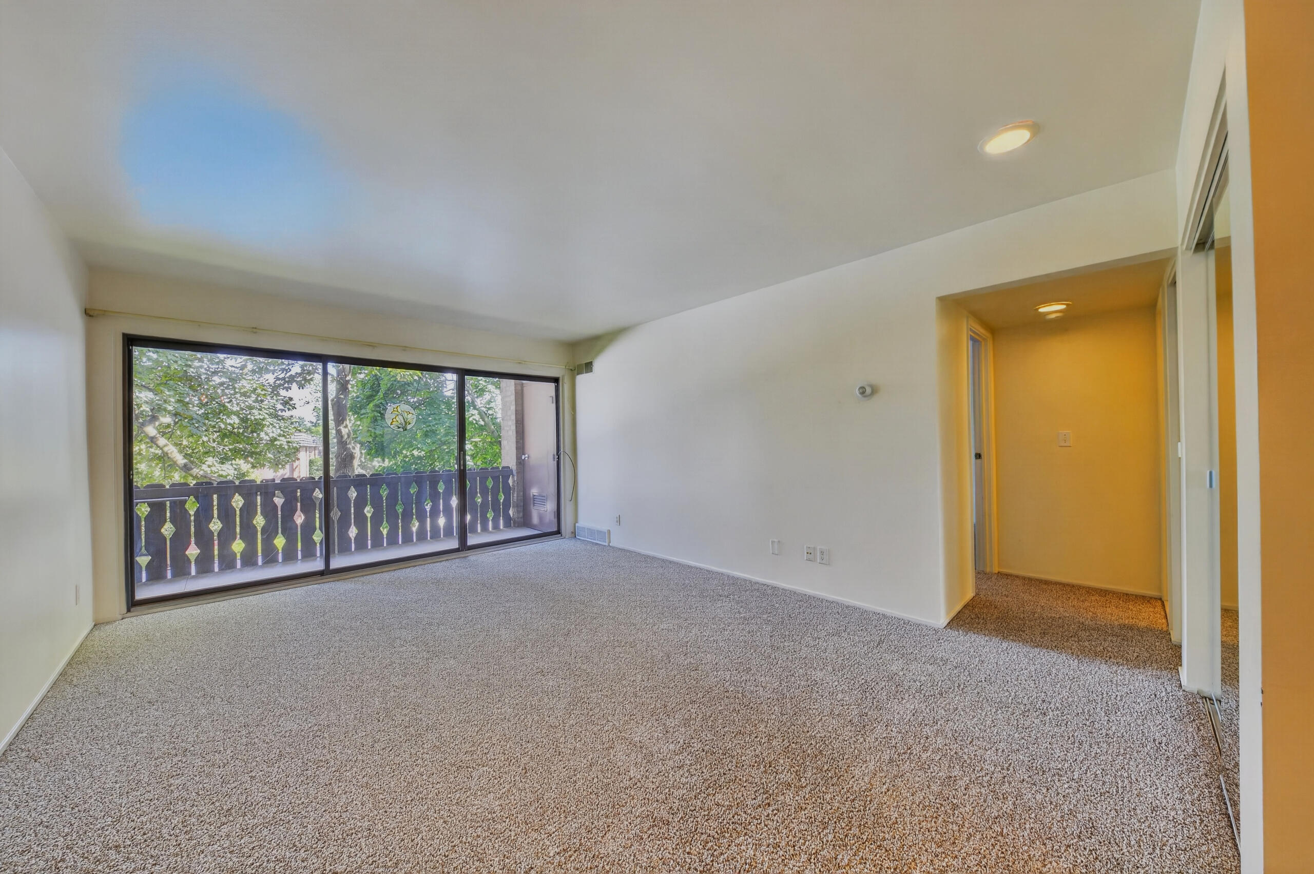 2106 Pauline Boulevard 202 Property Photo 17
