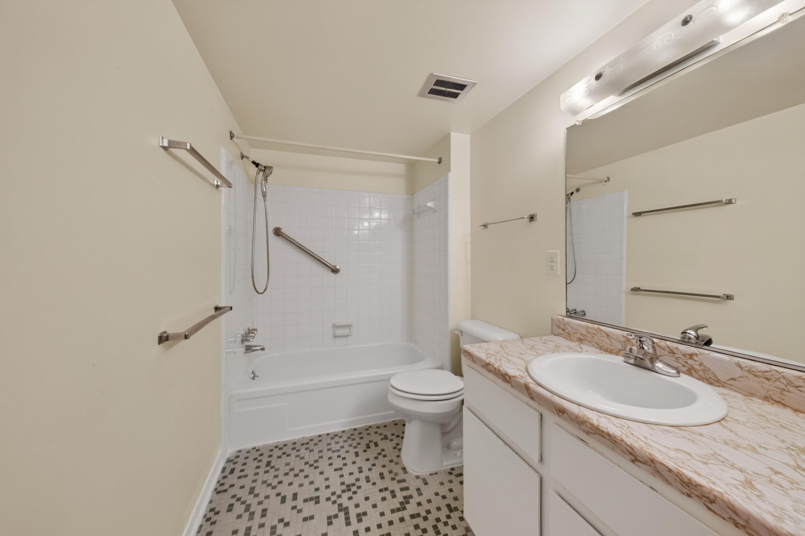 2106 Pauline Boulevard 202 Property Photo 19