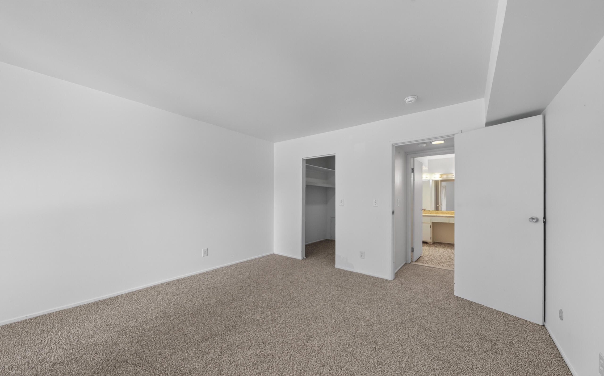 2106 Pauline Boulevard 202 Property Photo 21