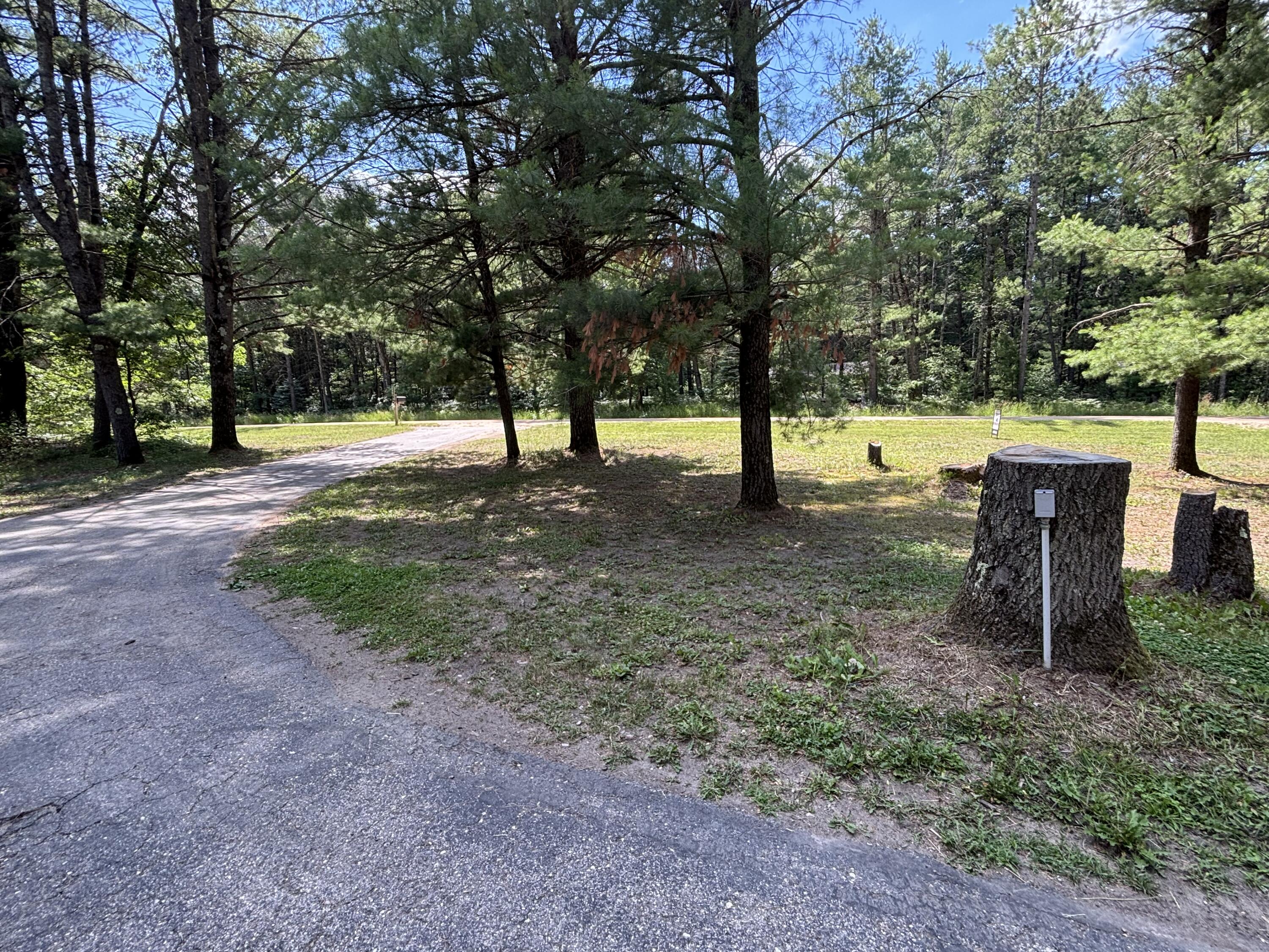 2594 S Forman Road Property Photo 8