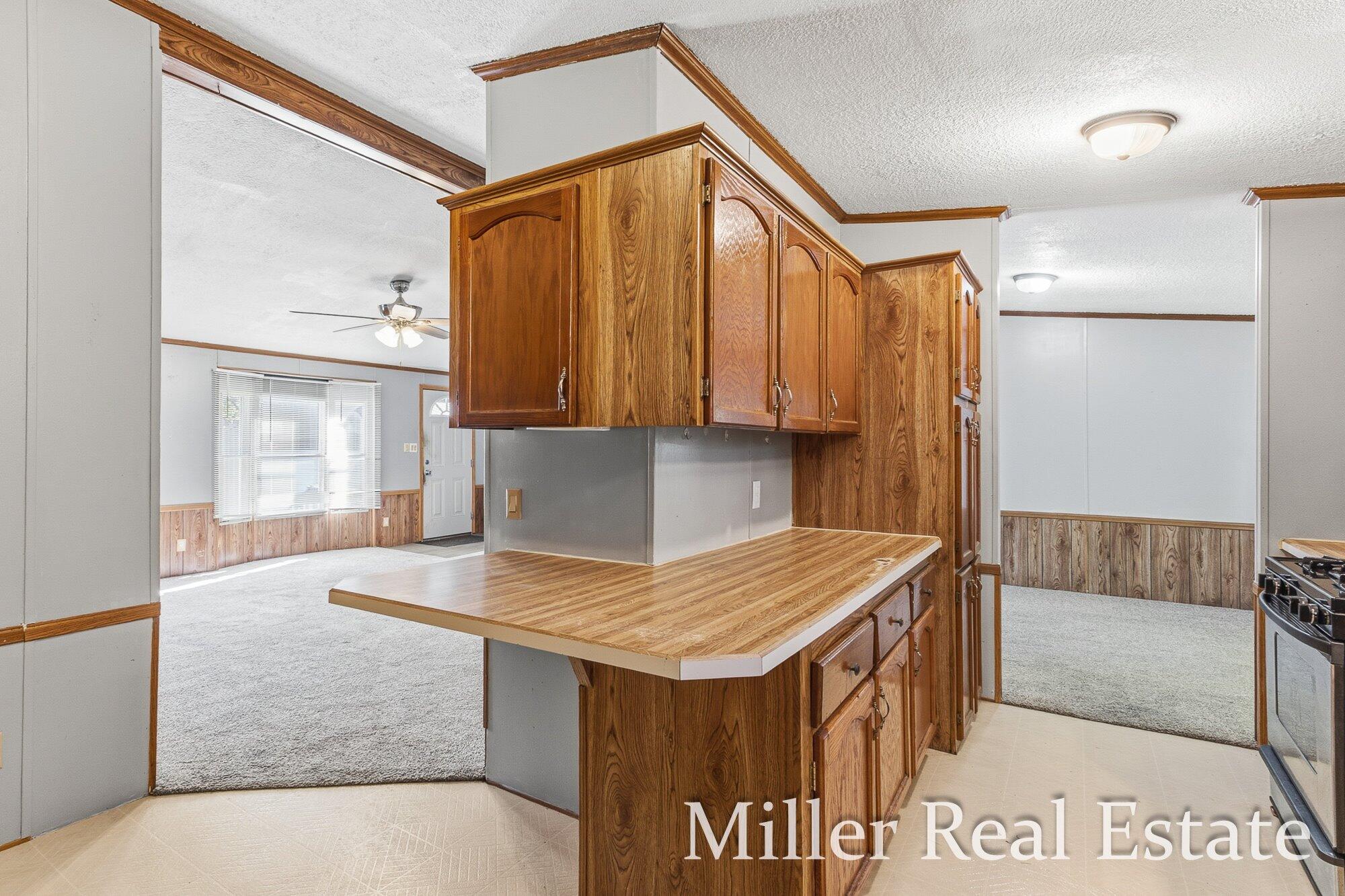 12780 North Avenue Property Photo 5
