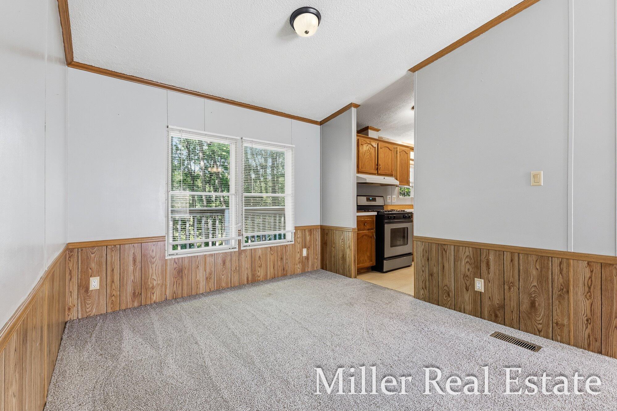 12780 North Avenue Property Photo 9