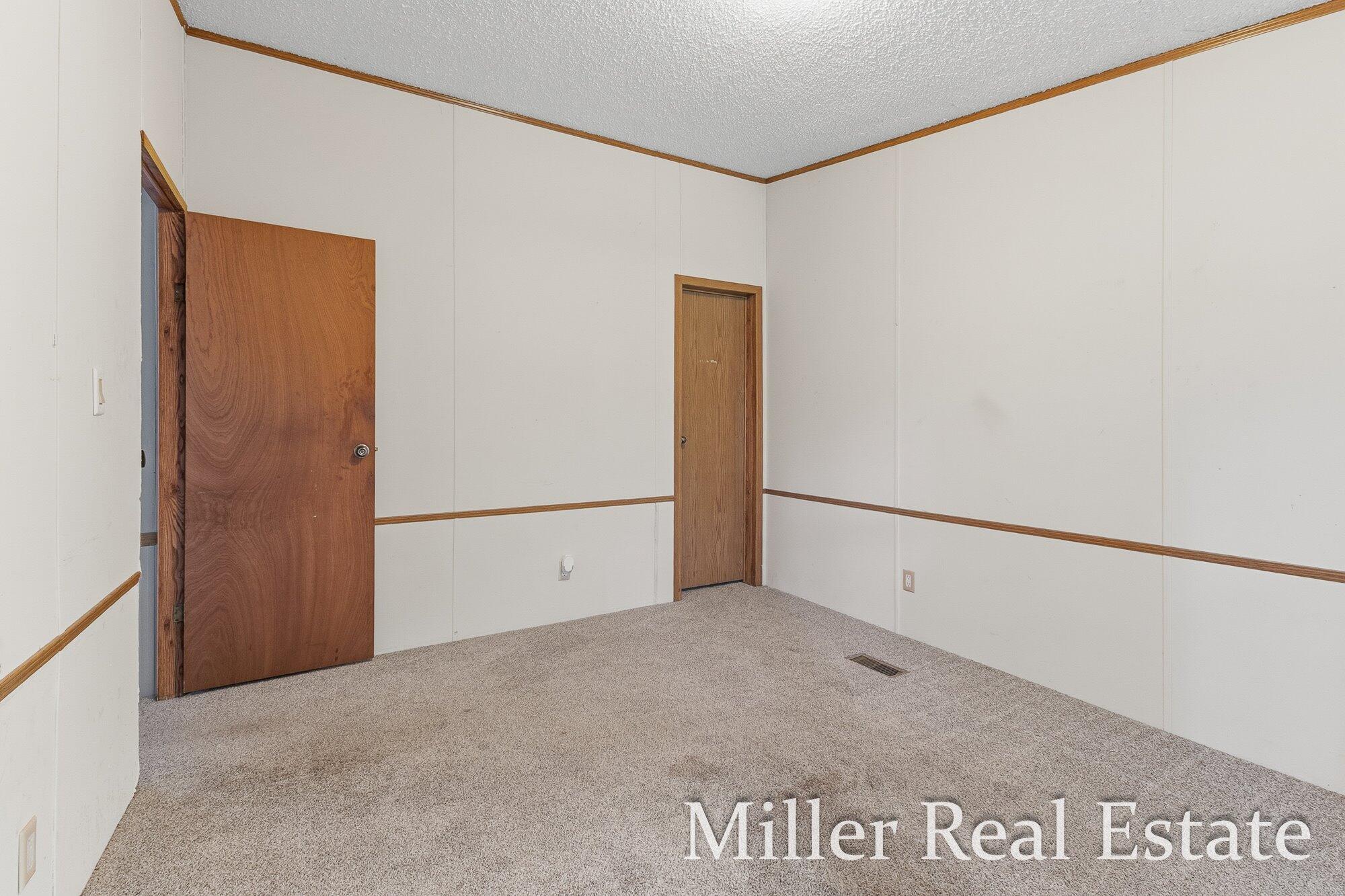 12780 North Avenue Property Photo 18